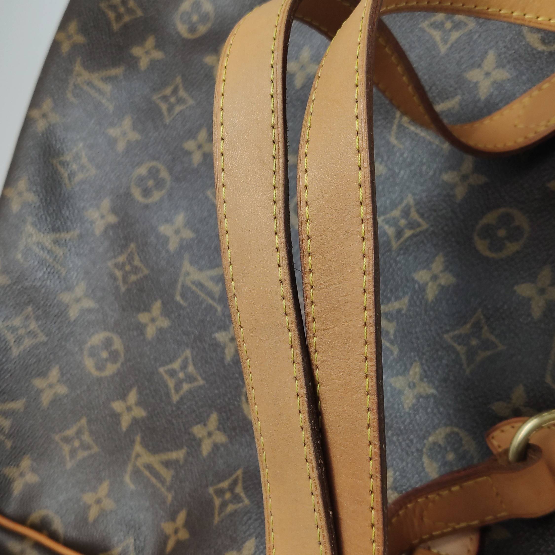Louis Vuitton(LV) Batignolles Handbag Monogram Canvas Vertical — photo 19 of 21