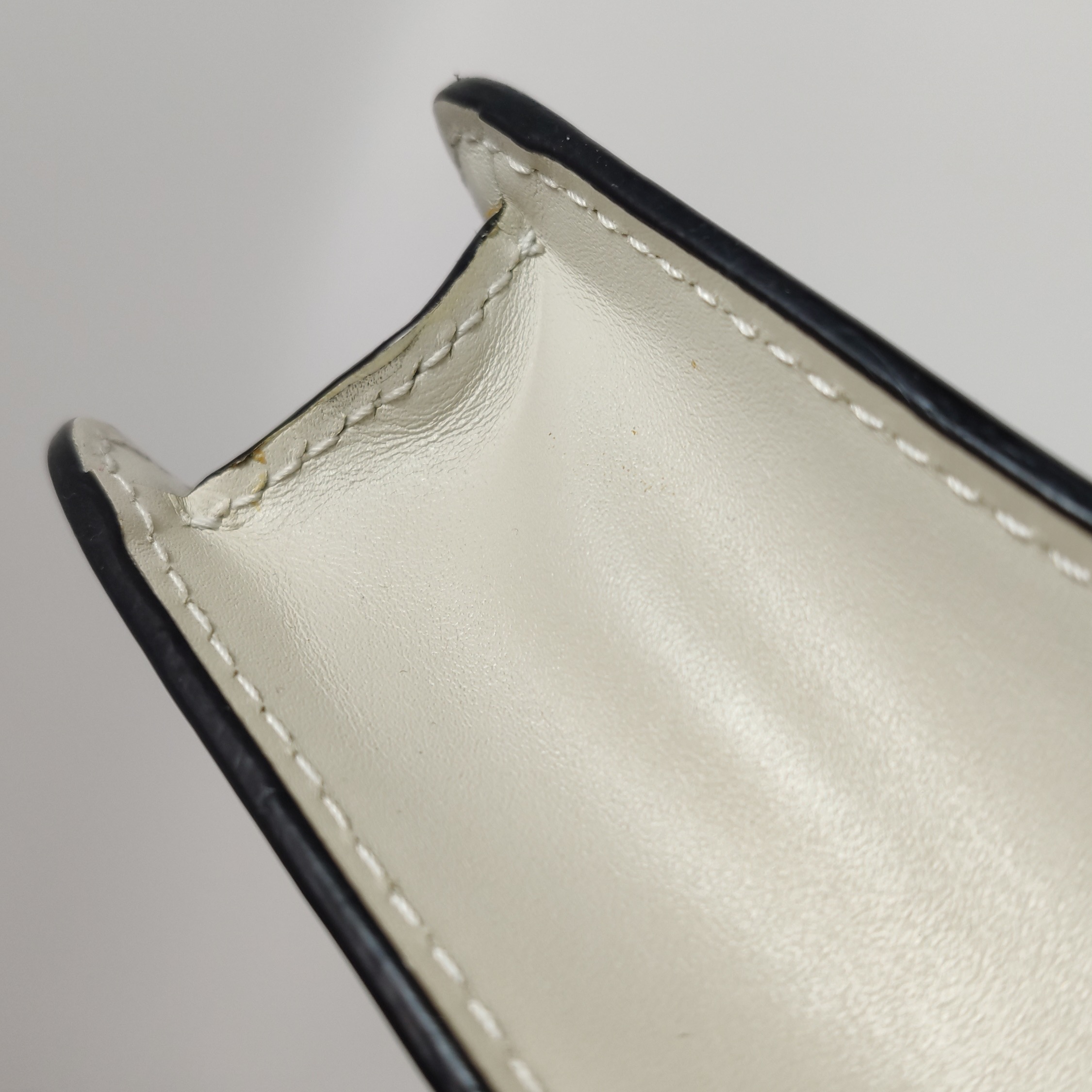 Bvlgari Serpenti Forever Square Shoulder Bag Leather Small — photo 12 of 22