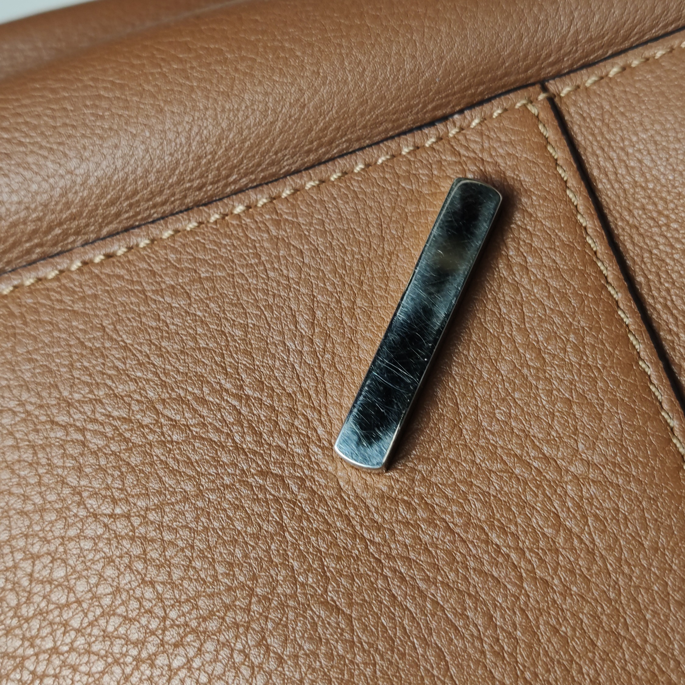 Loewe Hammock Bag Leather Small — photo 15 of 16