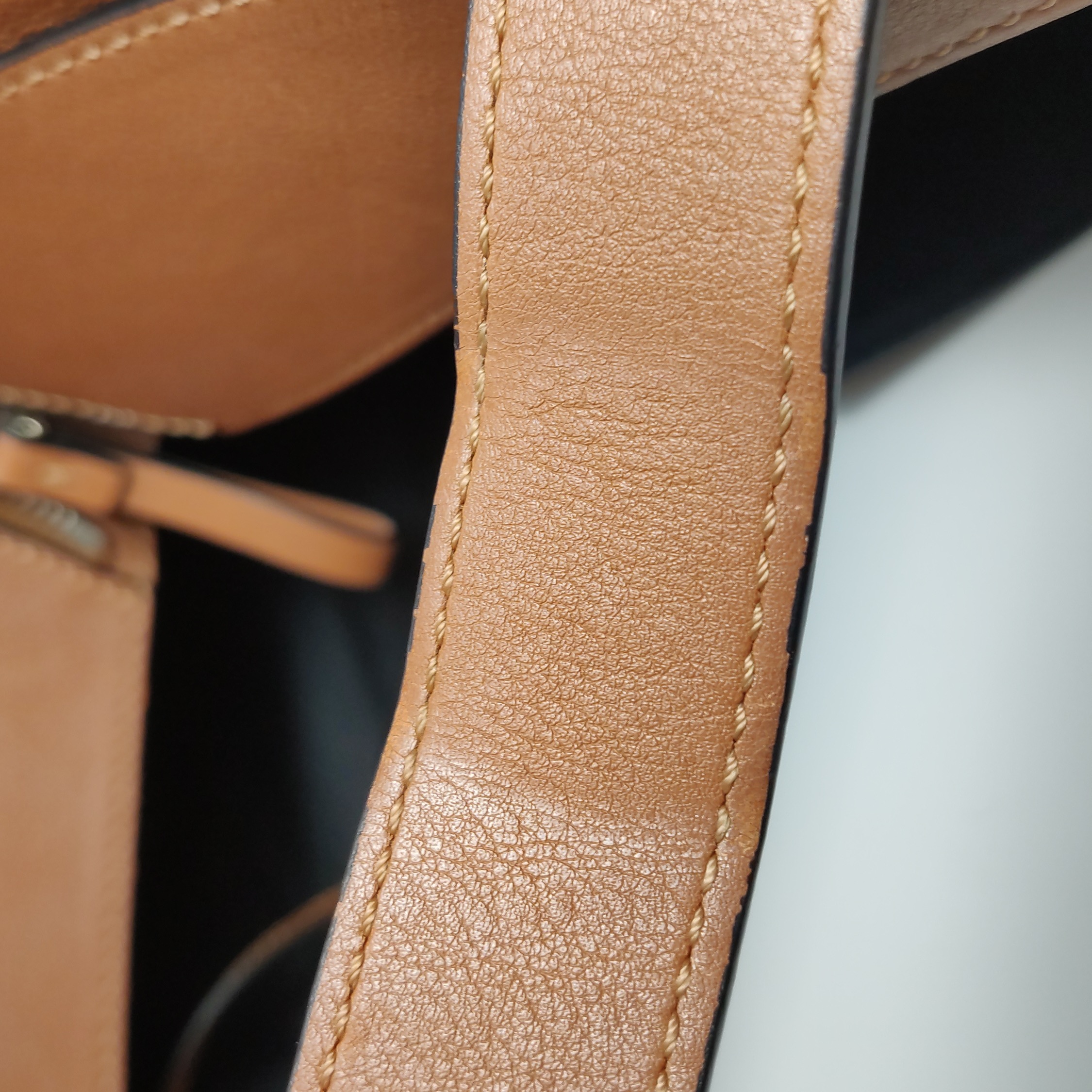 Loewe Hammock Bag Leather Small — photo 16 of 16