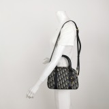 Christian Dior D-Vibe Bowling Bag Oblique Canvas Medium — thumbnail 2
