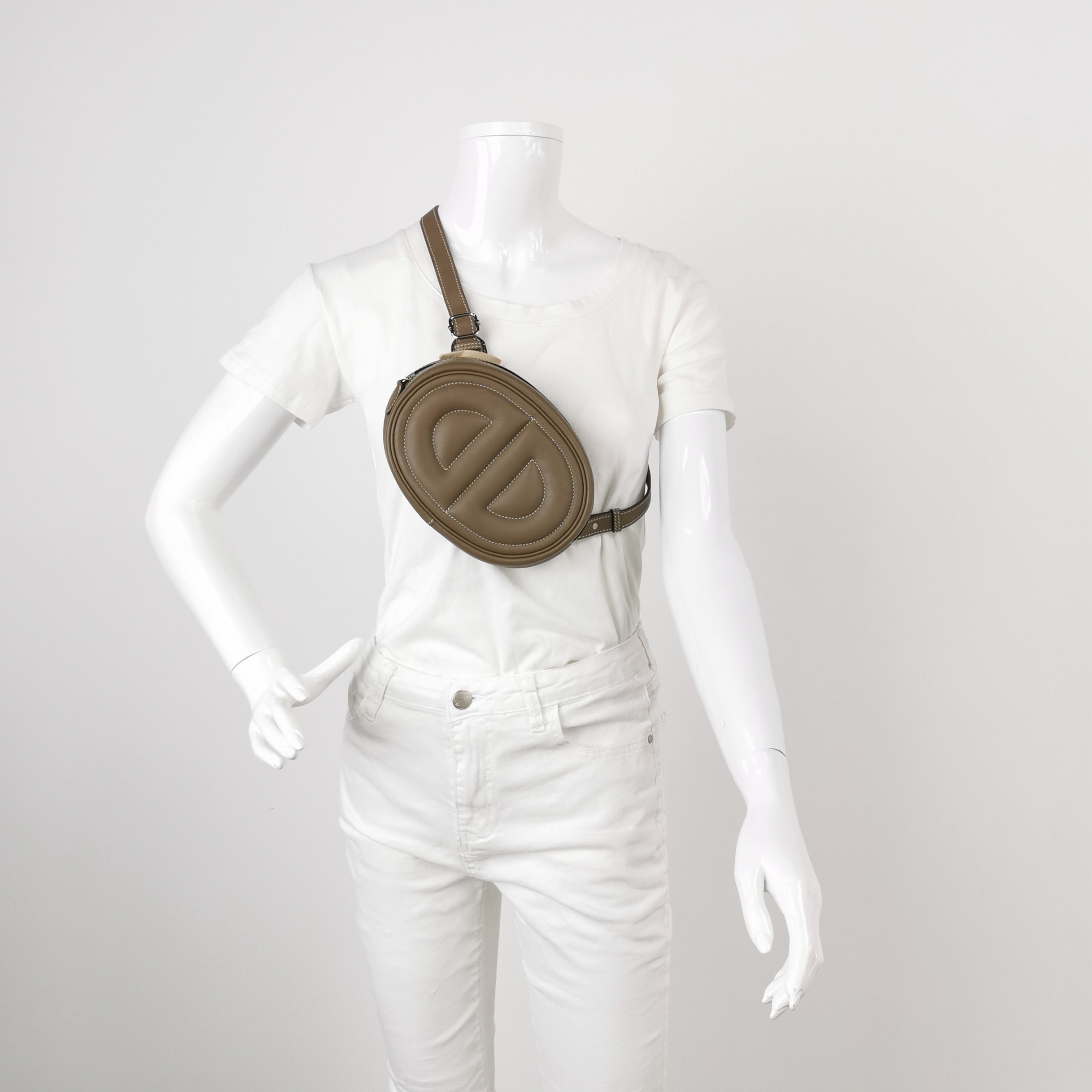Hermes In-The-Loop Belt Bag Swift — alternate view