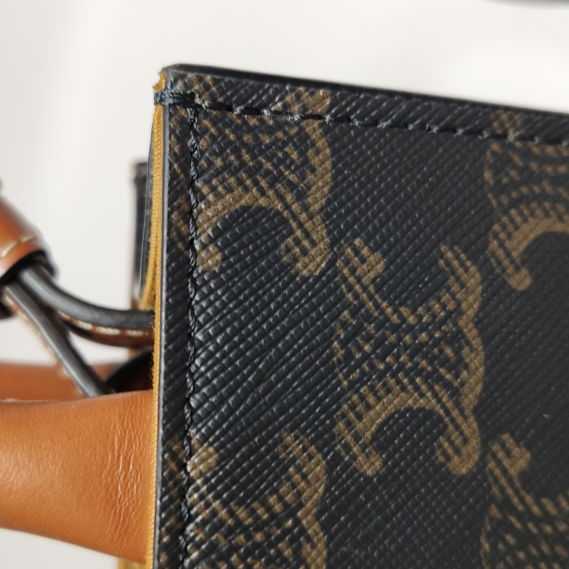 Celine Vertical Cabas Tote Triomphe Coated Canvas Mini — photo 10 of 14