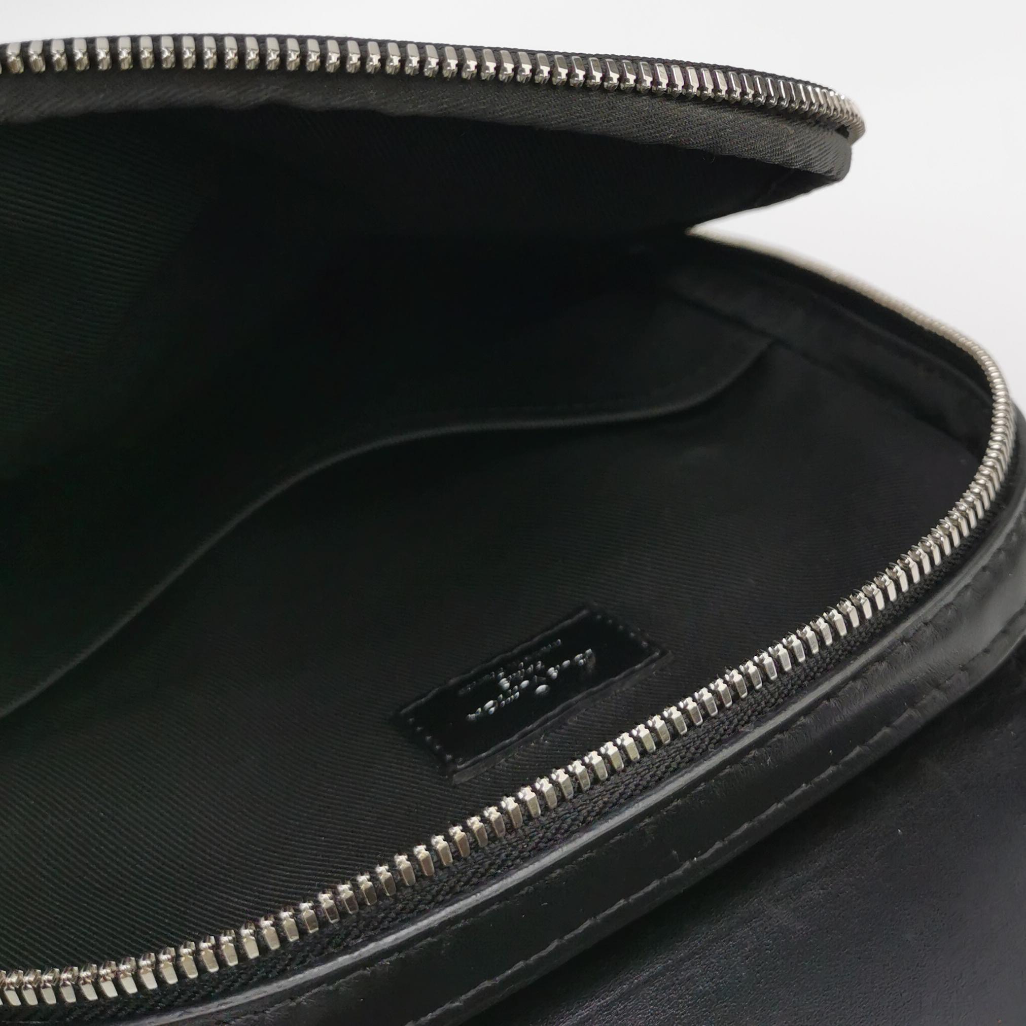 Louis Vuitton(LV) Avenue Sling Bag NM Macassar Monogram Canvas — photo 7 of 21