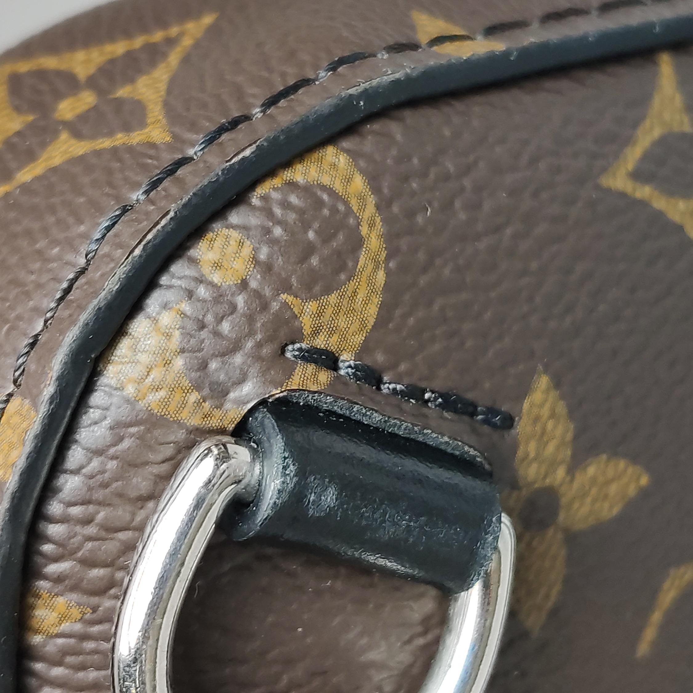 Louis Vuitton(LV) Avenue Sling Bag NM Macassar Monogram Canvas — photo 13 of 21
