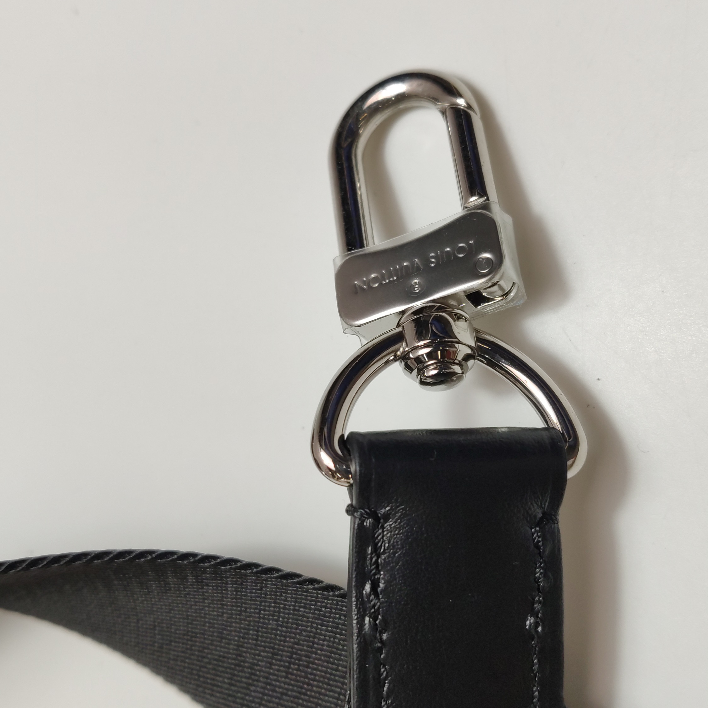 Louis Vuitton(LV) Avenue Sling Bag NM Macassar Monogram Canvas — photo 12 of 15