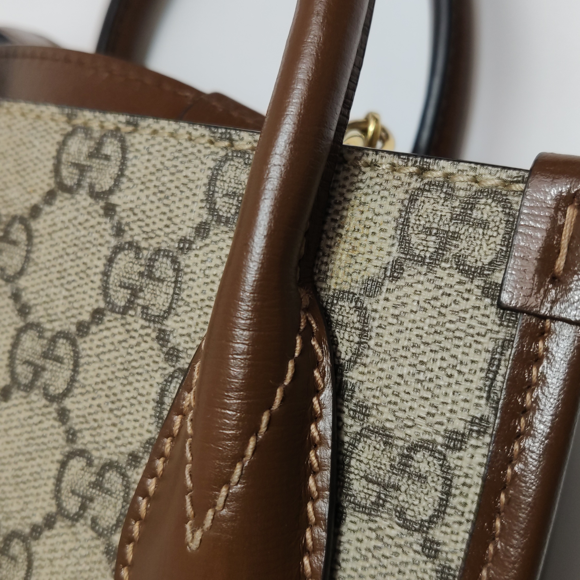 Gucci Interlocking G Patch Tote GG Coated Canvas Mini — photo 17 of 21