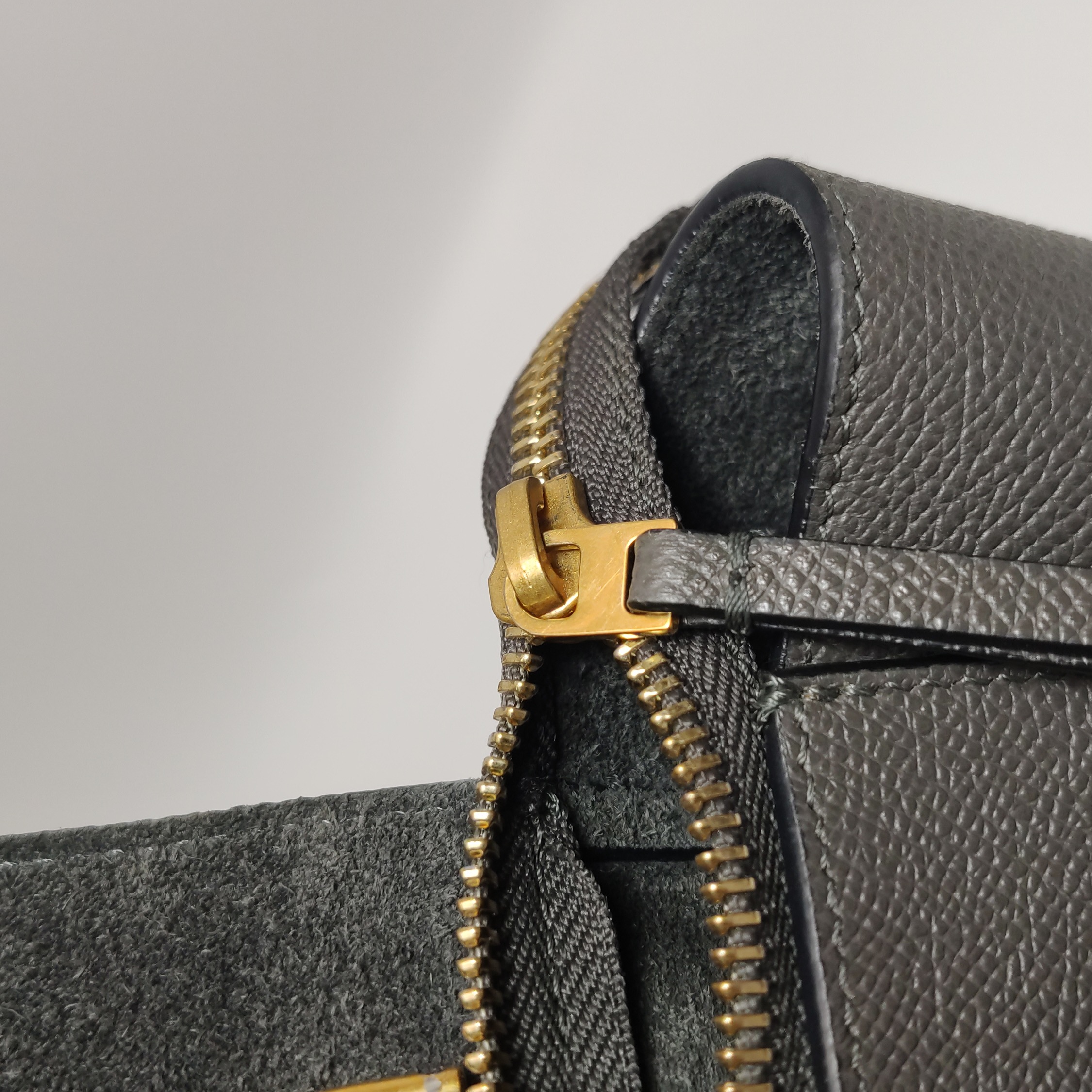 Celine Belt Bag Textured Leather Nano — photo 15 of 21