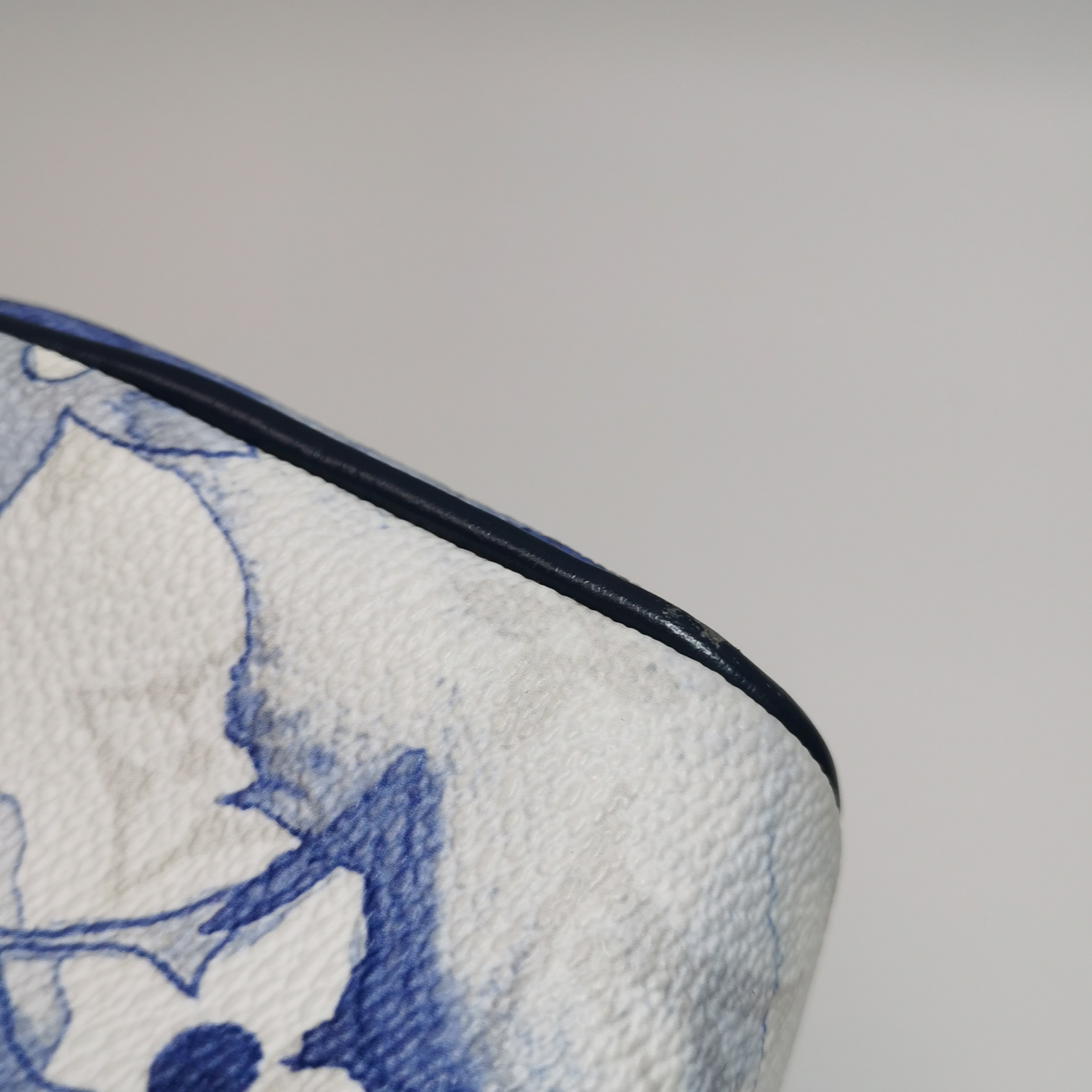 Louis Vuitton(LV) Keepall Bandouliere Bag Limited Edition Monogram Watercolor Canvas XS — photo 18 of 23