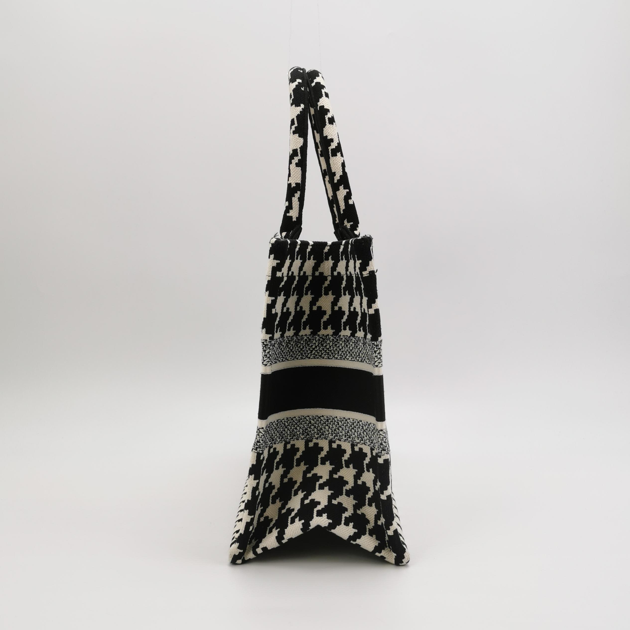 Christian Dior Book Tote Houndstooth Canvas Medium — photo 5 of 15