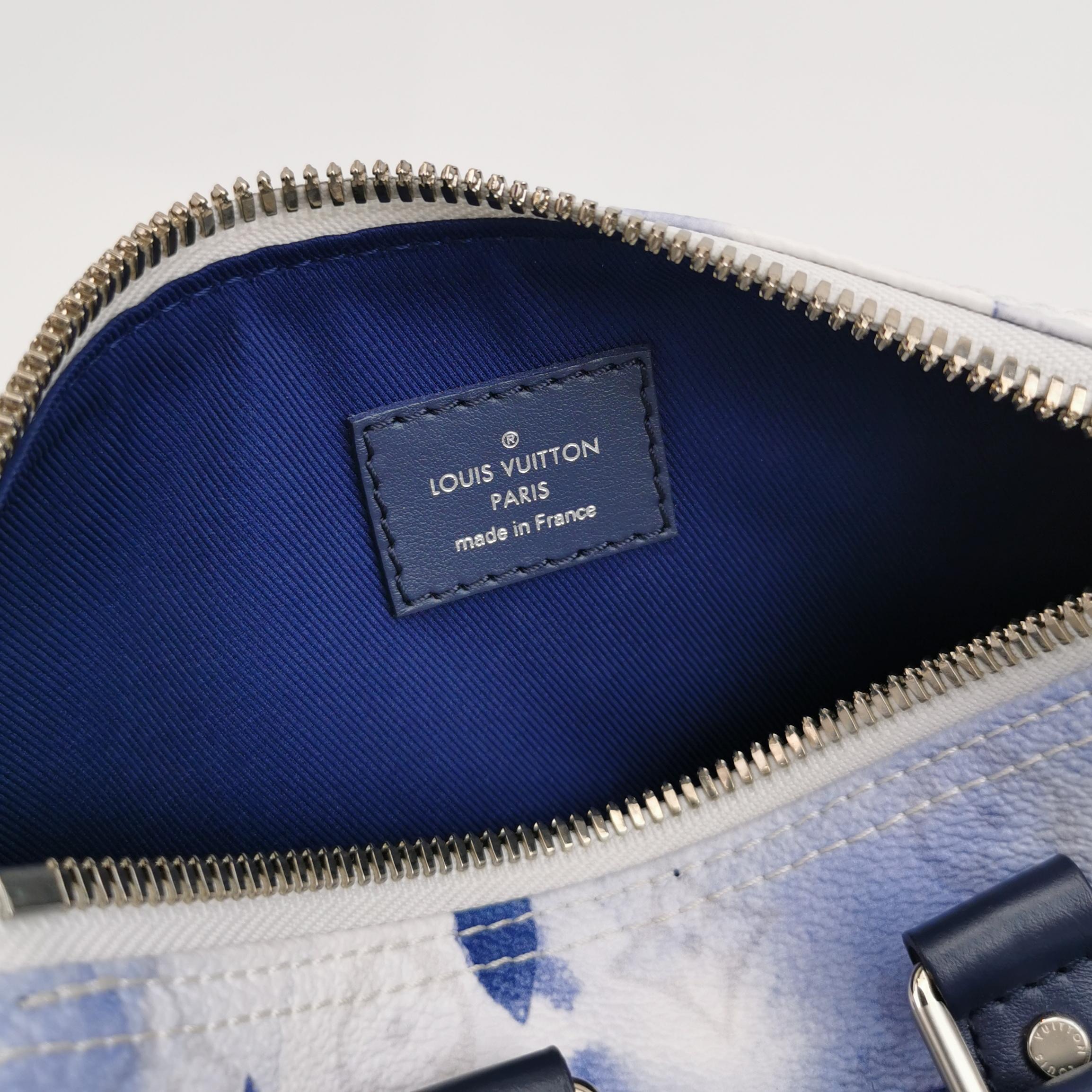 Louis Vuitton(LV) Keepall Bandouliere Bag Limited Edition Monogram Watercolor Canvas XS — photo 9 of 17