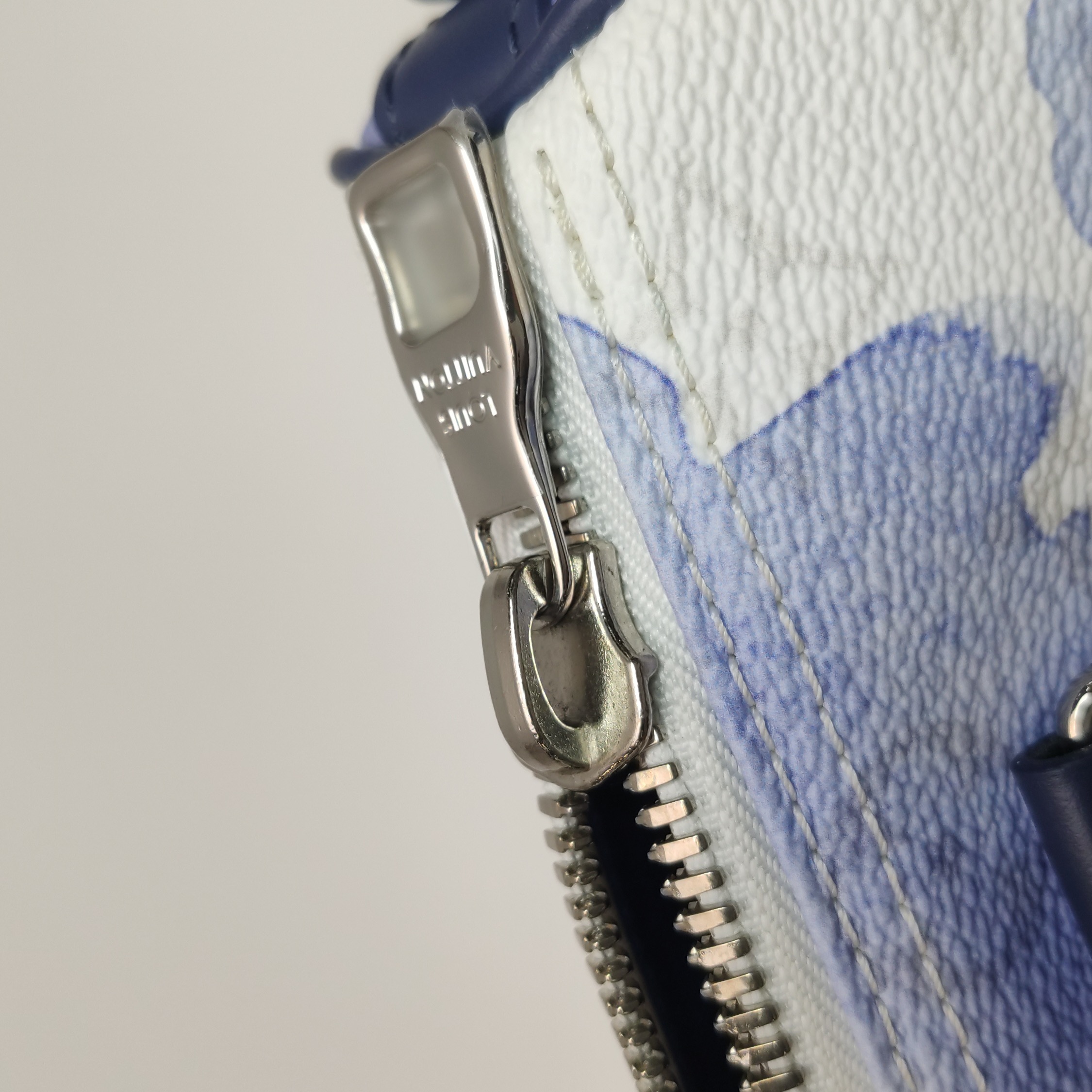 Louis Vuitton(LV) Keepall Bandouliere Bag Limited Edition Monogram Watercolor Canvas XS — photo 12 of 17