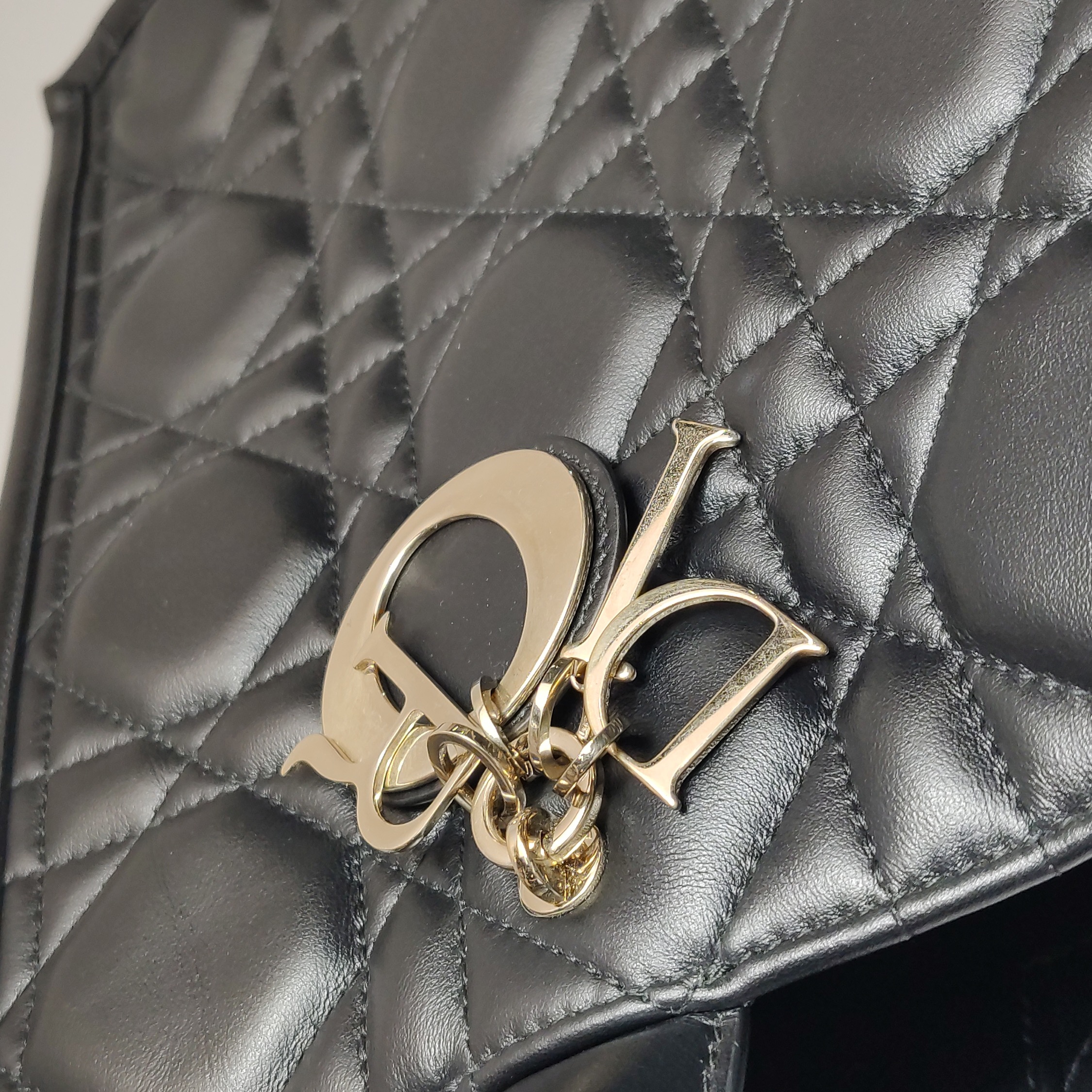 Christian Dior Book Tote with Strap Cannage Quilt Lambskin Medium — photo 9 of 16