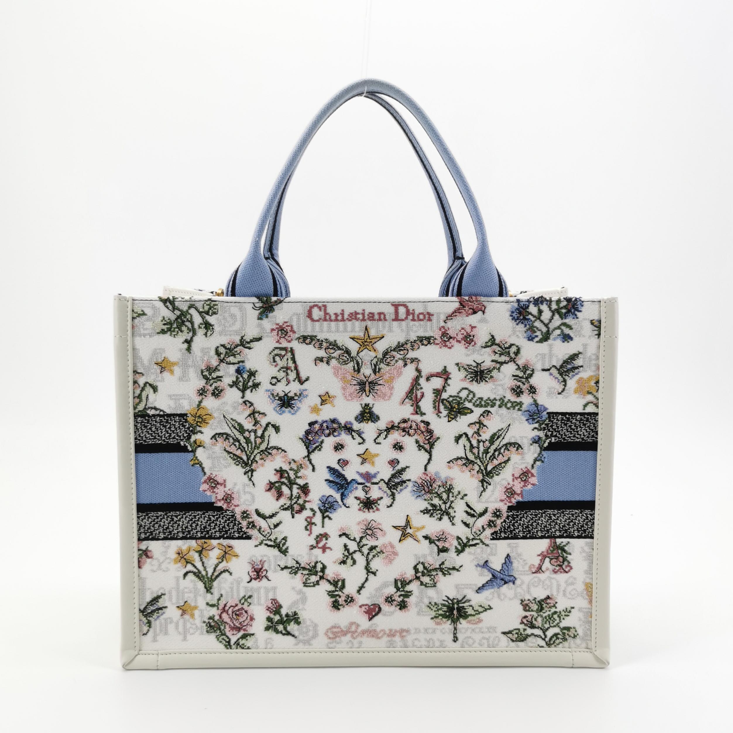 Christian Dior Book Tote Embroidered Canvas Medium — photo 3 of 13