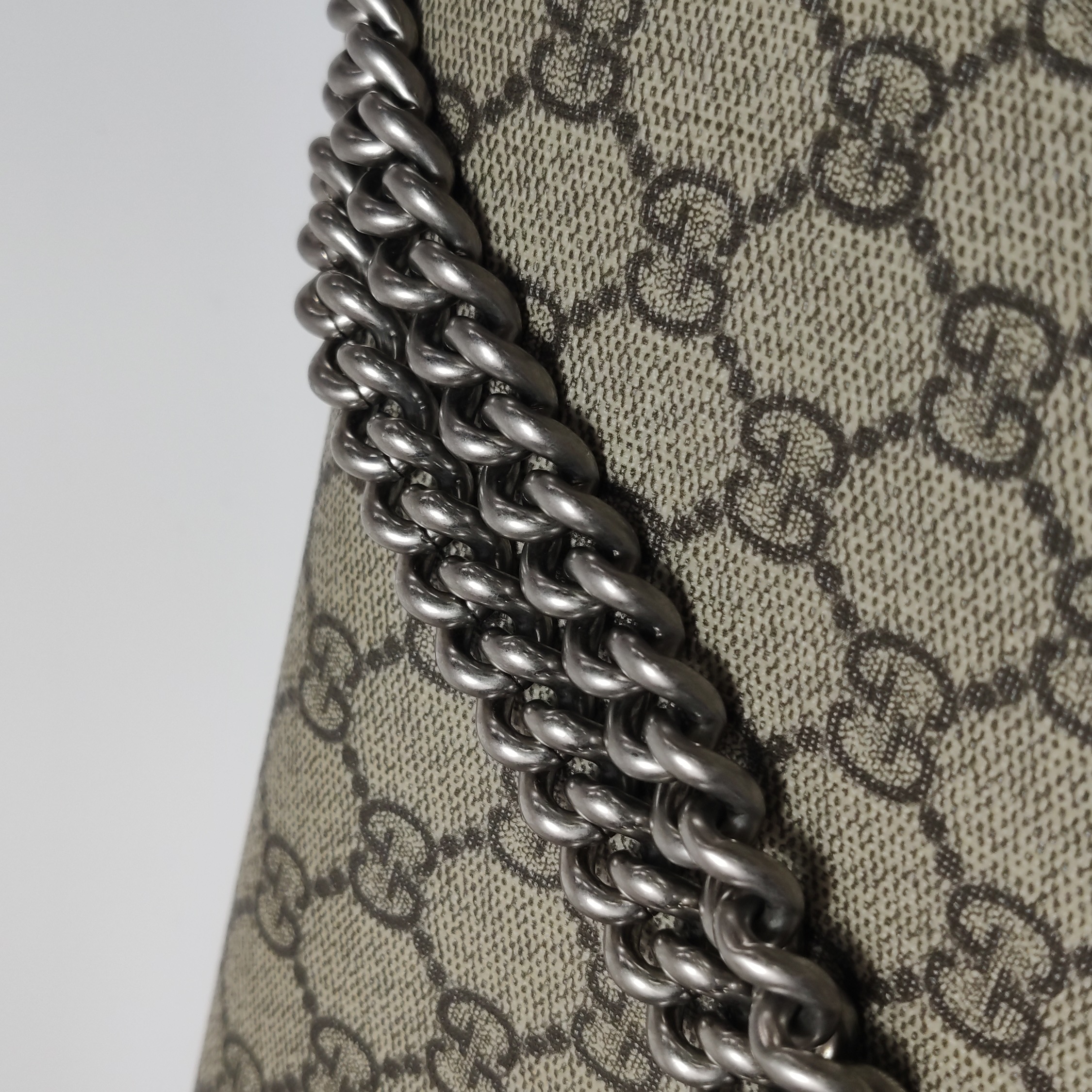 Gucci Dionysus Bag GG Coated Canvas with Crystal Embellished Metal — photo 13 of 22