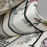 Christian Dior Book Tote Embroidered Canvas Medium — thumbnail 10
