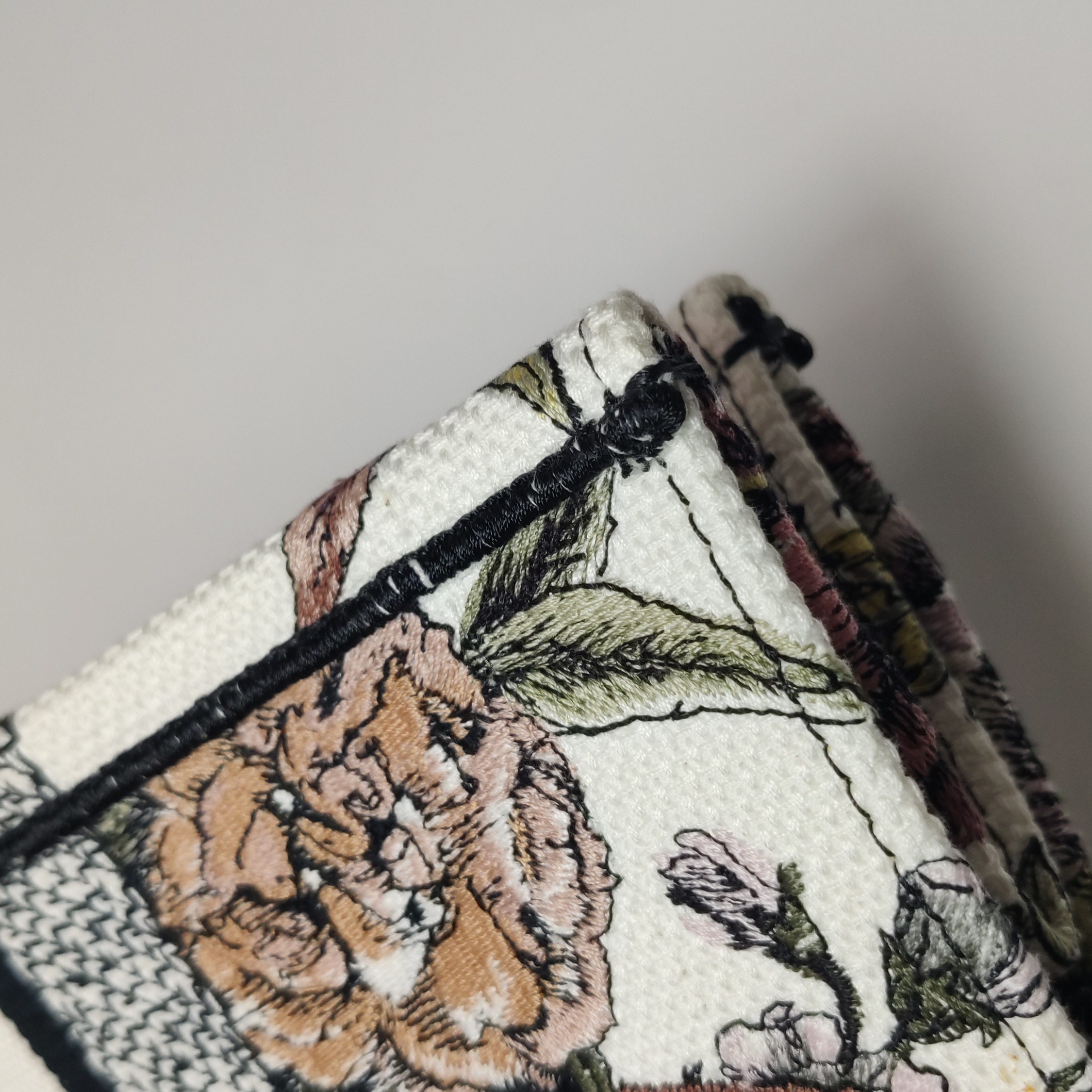 Christian Dior Book Tote Embroidered Canvas Medium — photo 13 of 25