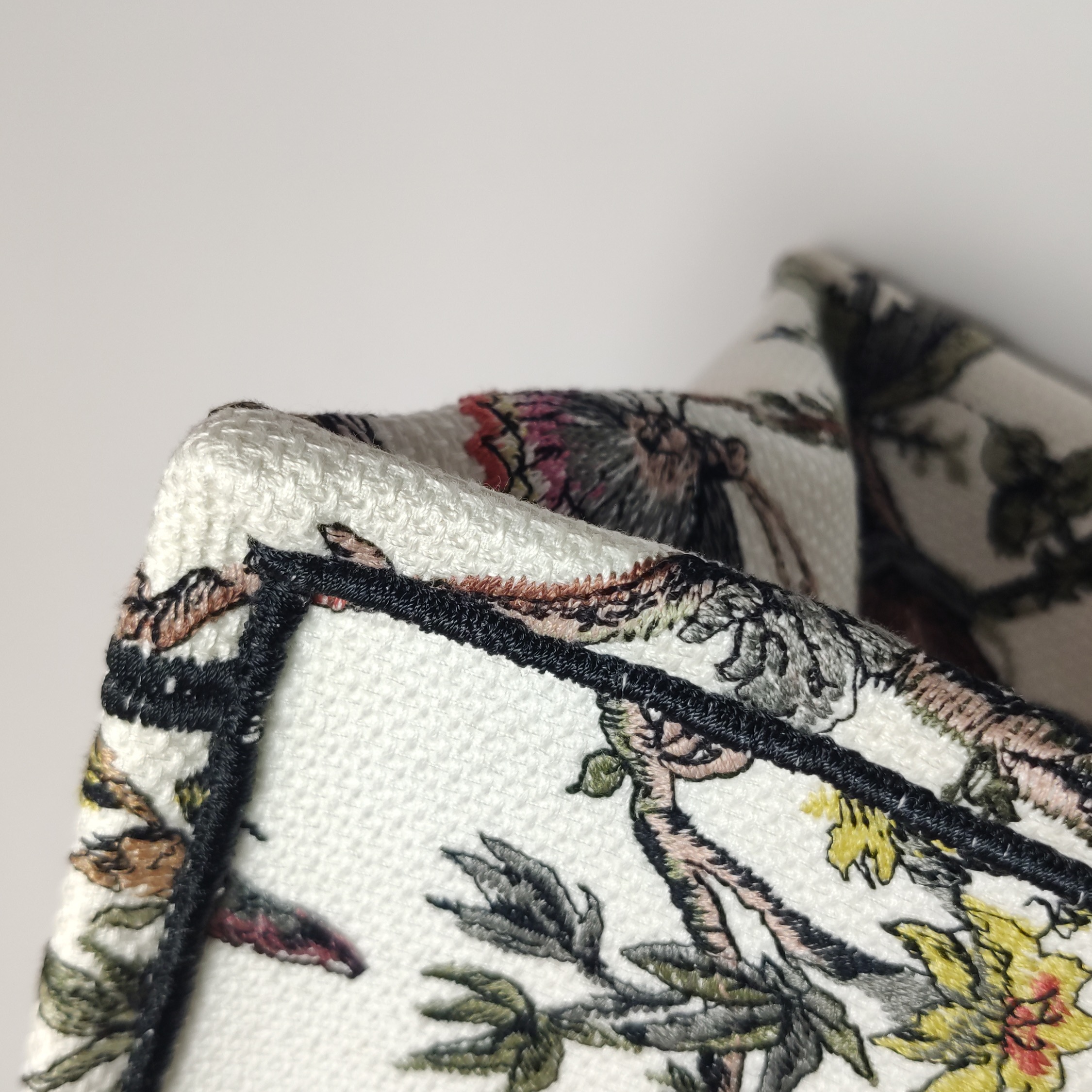 Christian Dior Book Tote Embroidered Canvas Medium — photo 21 of 25