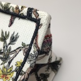 Christian Dior Book Tote Embroidered Canvas Medium — thumbnail 21