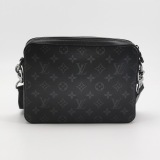 Louis Vuitton(LV) Trio Messenger Bag Reverse Monogram Eclipse Canvas — thumbnail 6