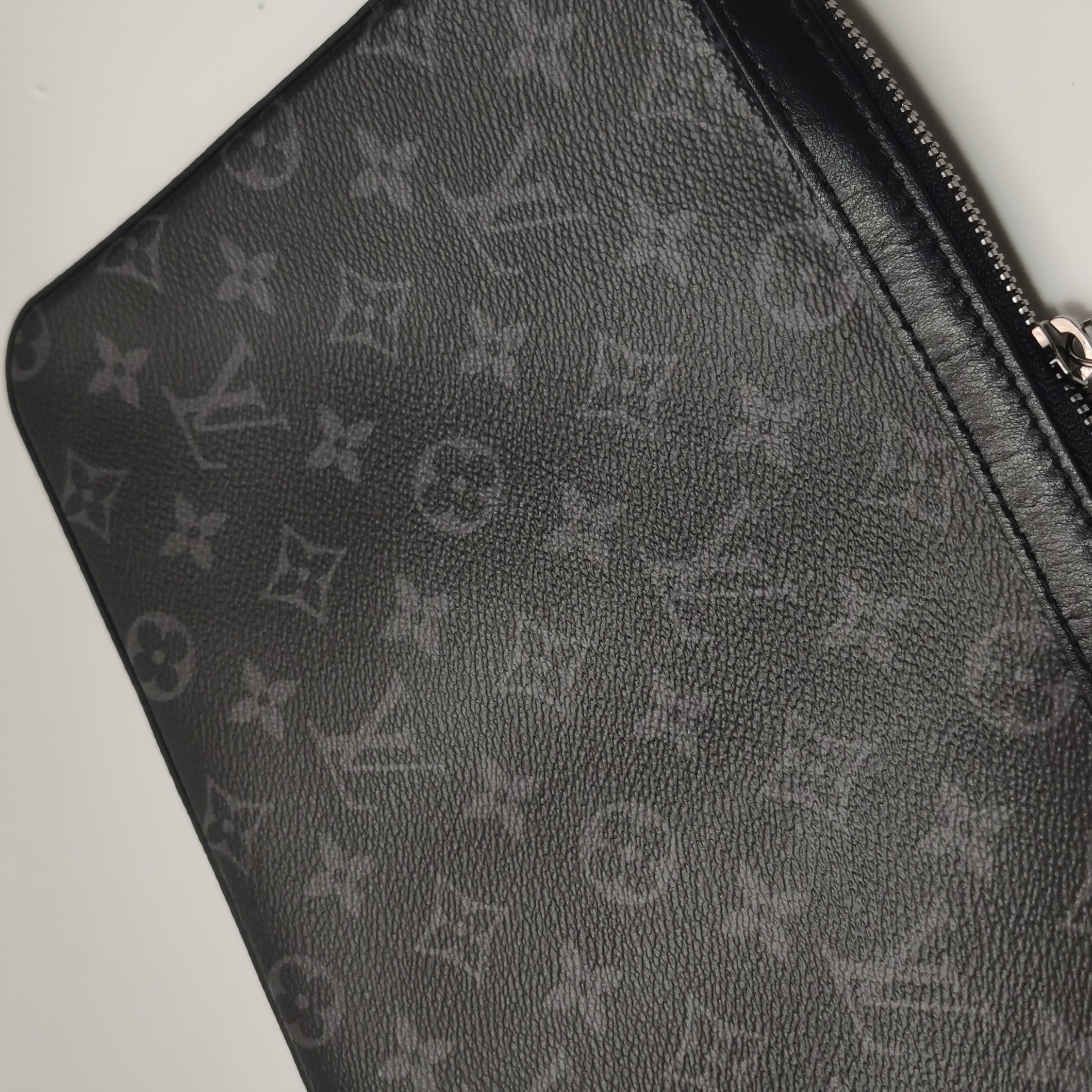 Louis Vuitton(LV) Trio Messenger Bag Reverse Monogram Eclipse Canvas — photo 11 of 20