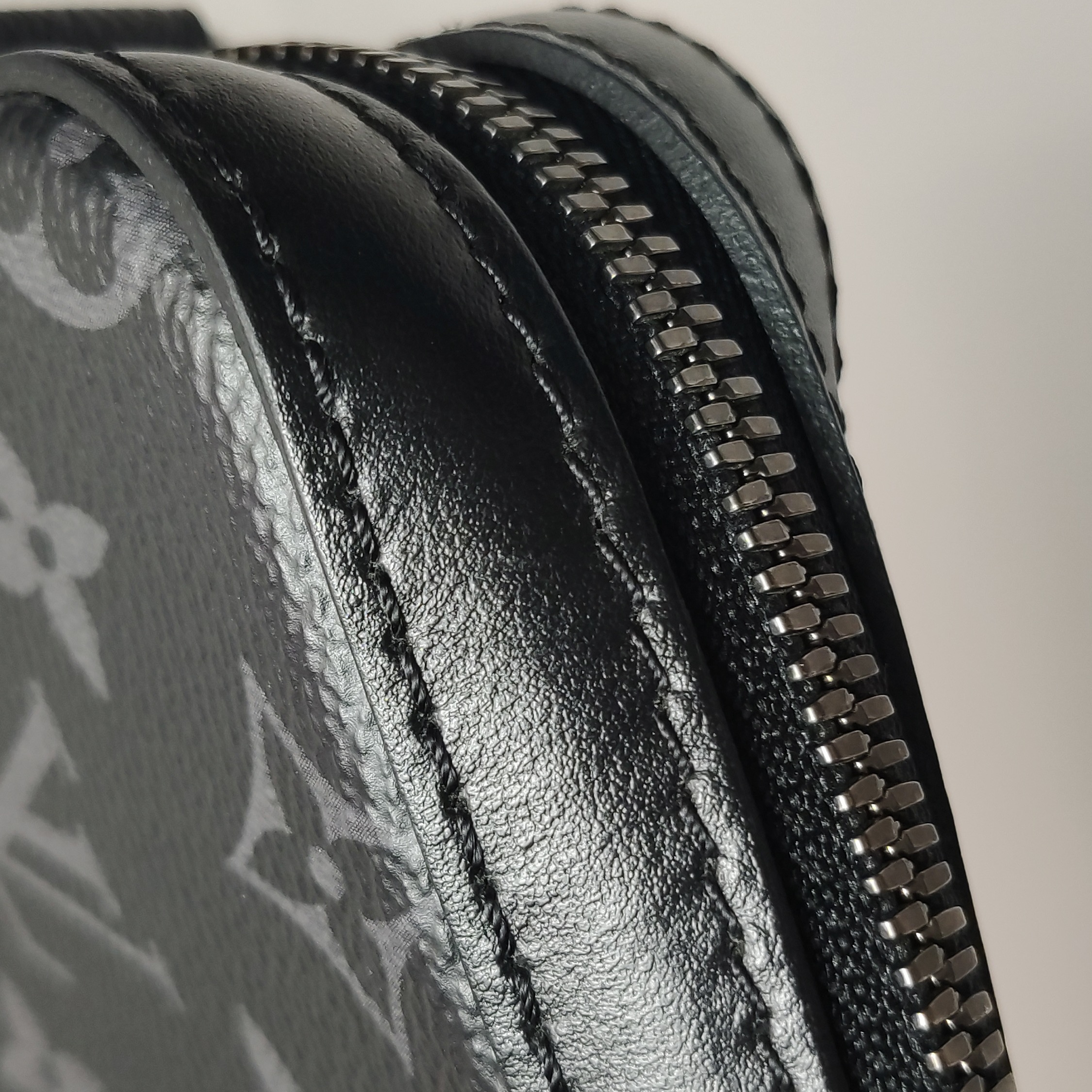 Louis Vuitton(LV) Trio Messenger Bag Reverse Monogram Eclipse Canvas — photo 18 of 20