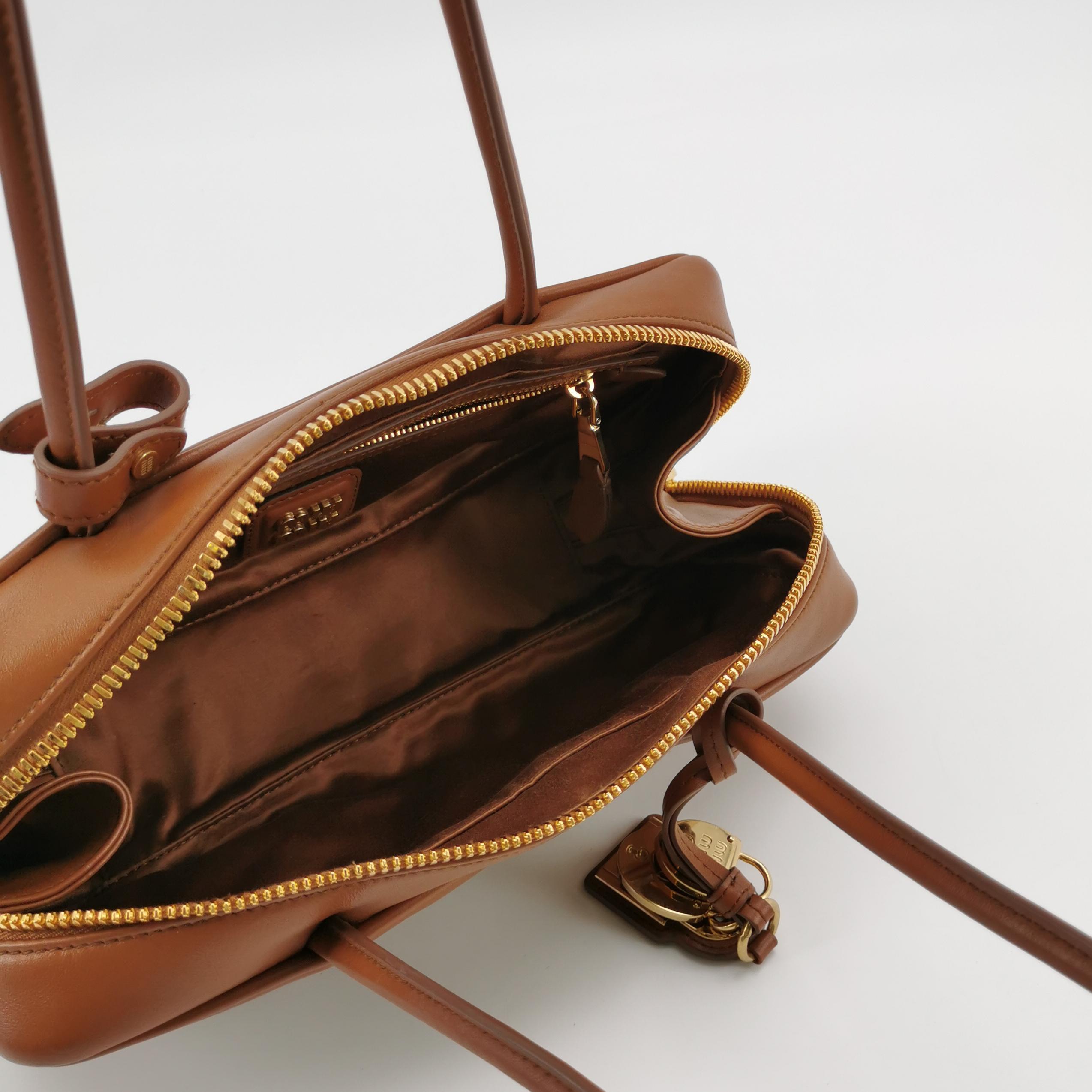 Miu Miu Beau Top Handle Bag Leather — photo 7 of 17