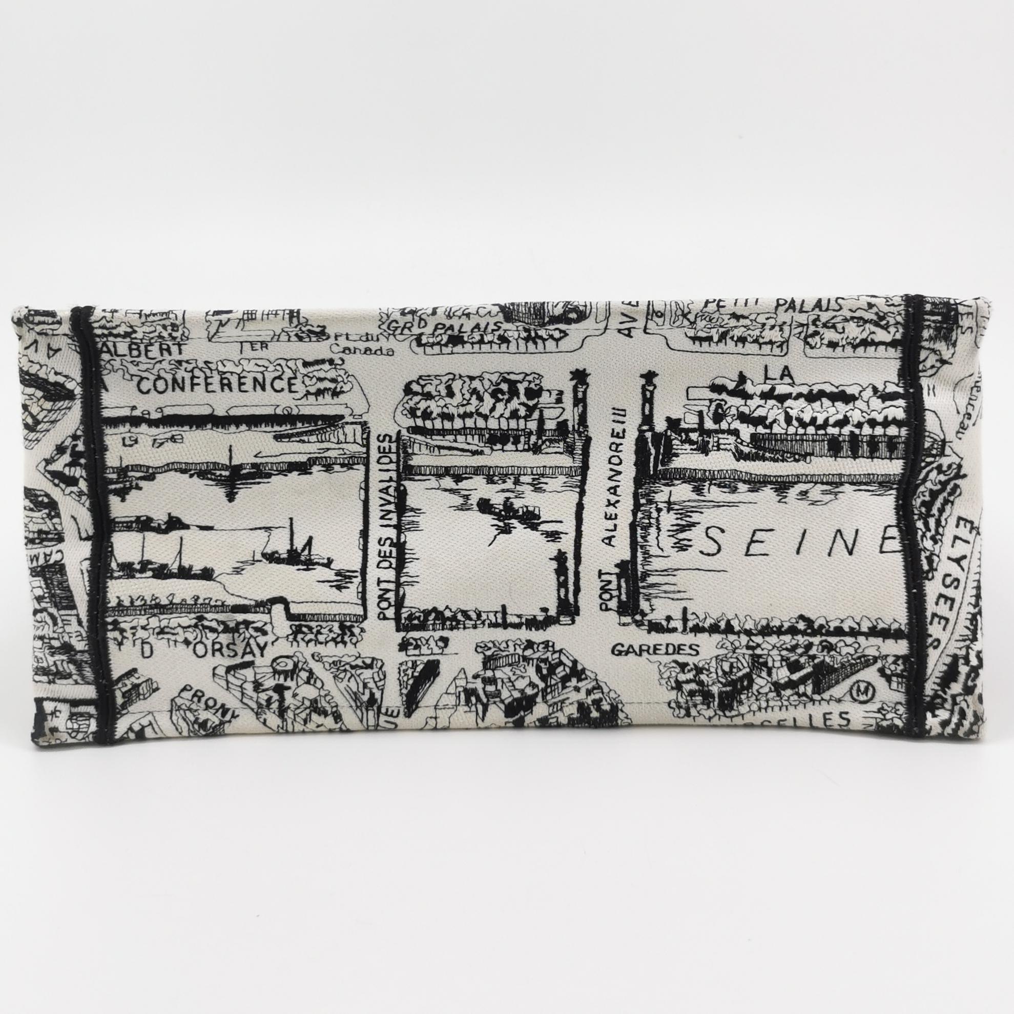 Christian Dior Book Tote Embroidered Canvas Medium — photo 6 of 24