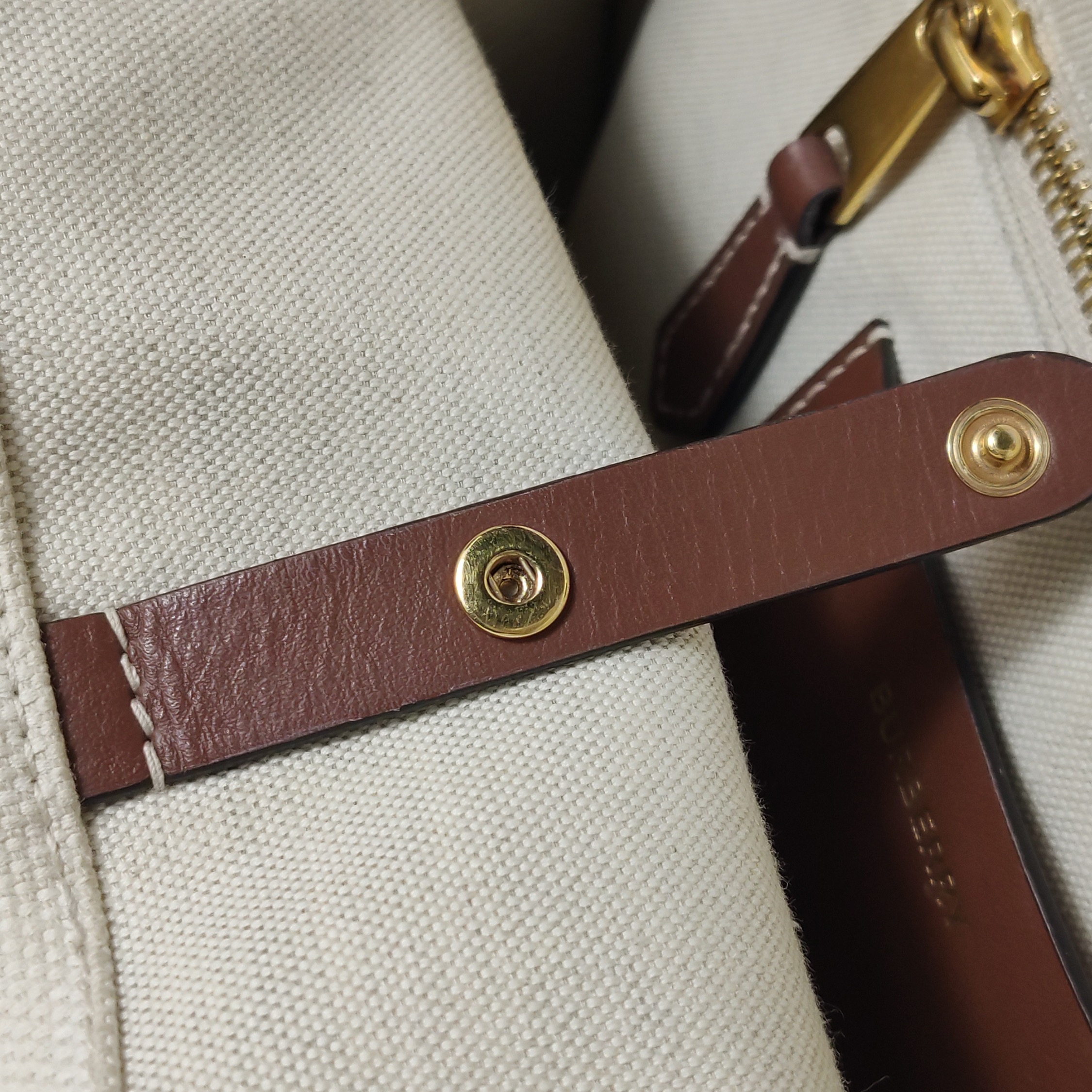 Burberry Freya Shopping Tote Canvas with Leather Small — photo 14 of 16