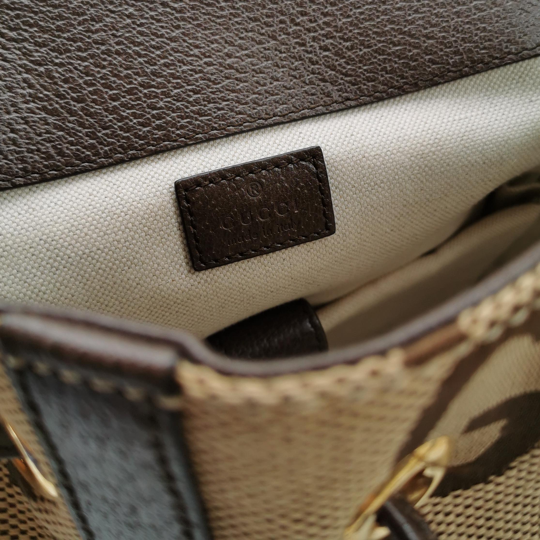 Gucci Double Pocket Belt Backpack Jumbo GG Canvas and Leather Large — photo 17 of 18