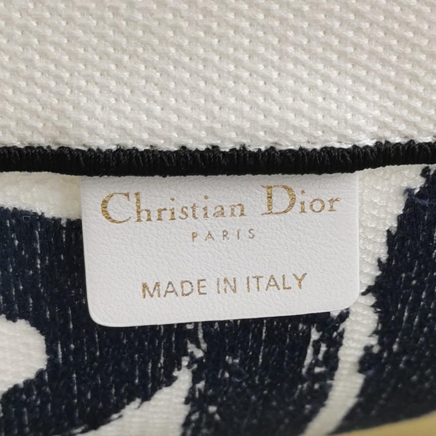 Christian Dior Book Tote Embroidered Canvas Medium — photo 8 of 21