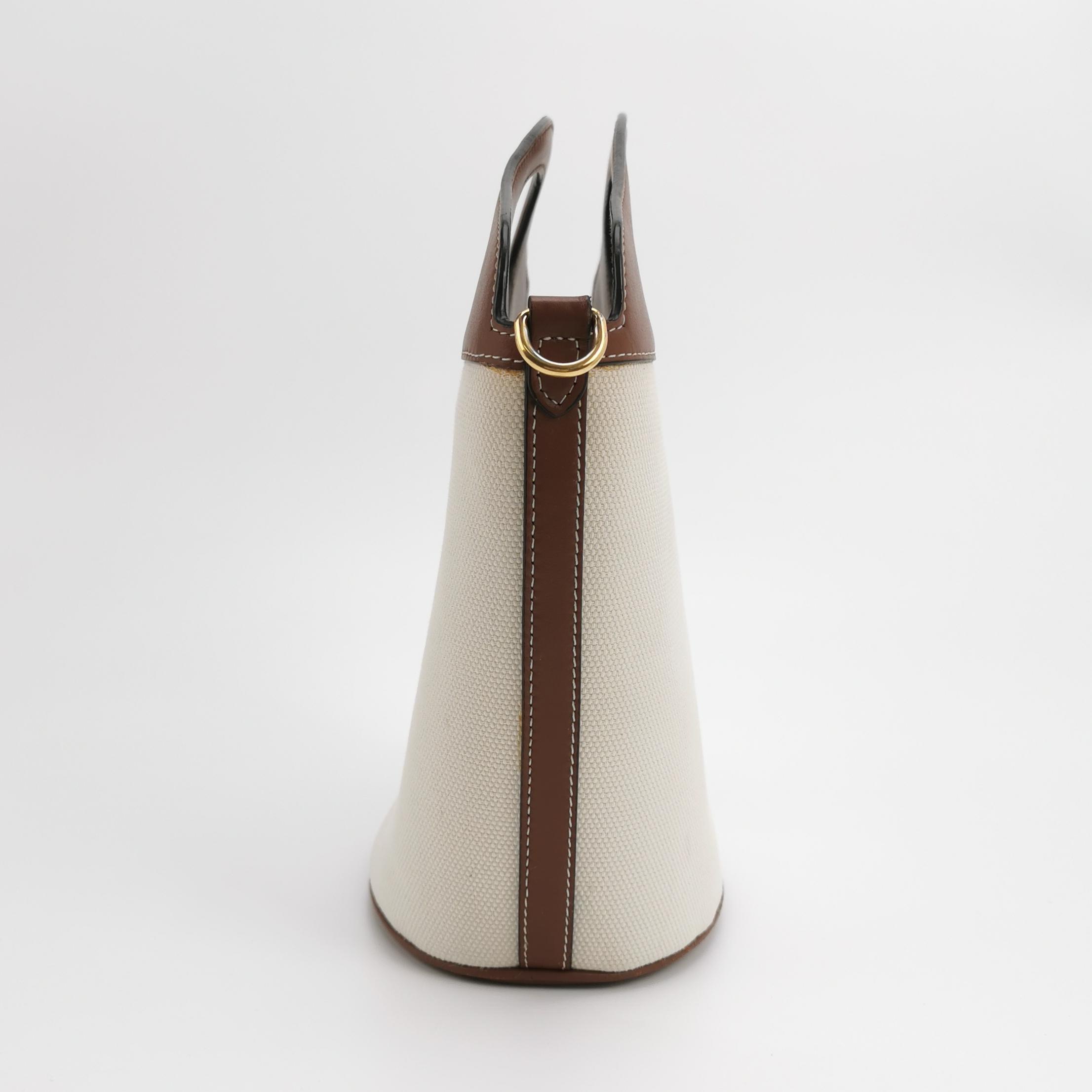 Burberry Logo Title Pocket Crossbody Bag Canvas and Leather — photo 4 of 23