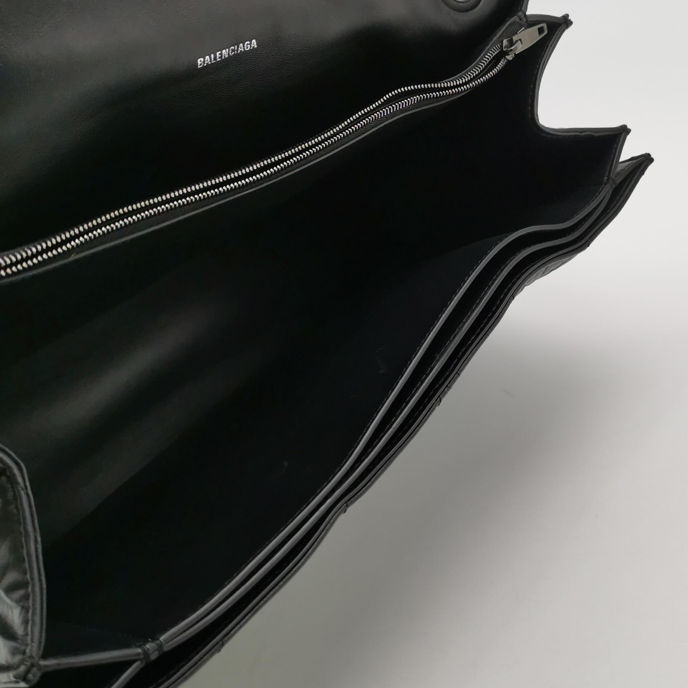 Balenciaga Crush Chain Flap Bag Quilted Crushed Calfskin Large — photo 7 of 16