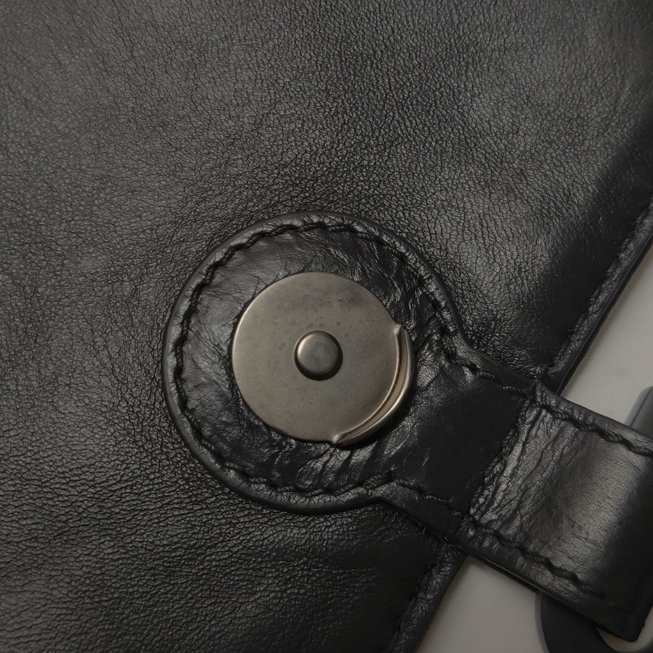 Balenciaga Crush Chain Flap Bag Quilted Crushed Calfskin Large — photo 9 of 16