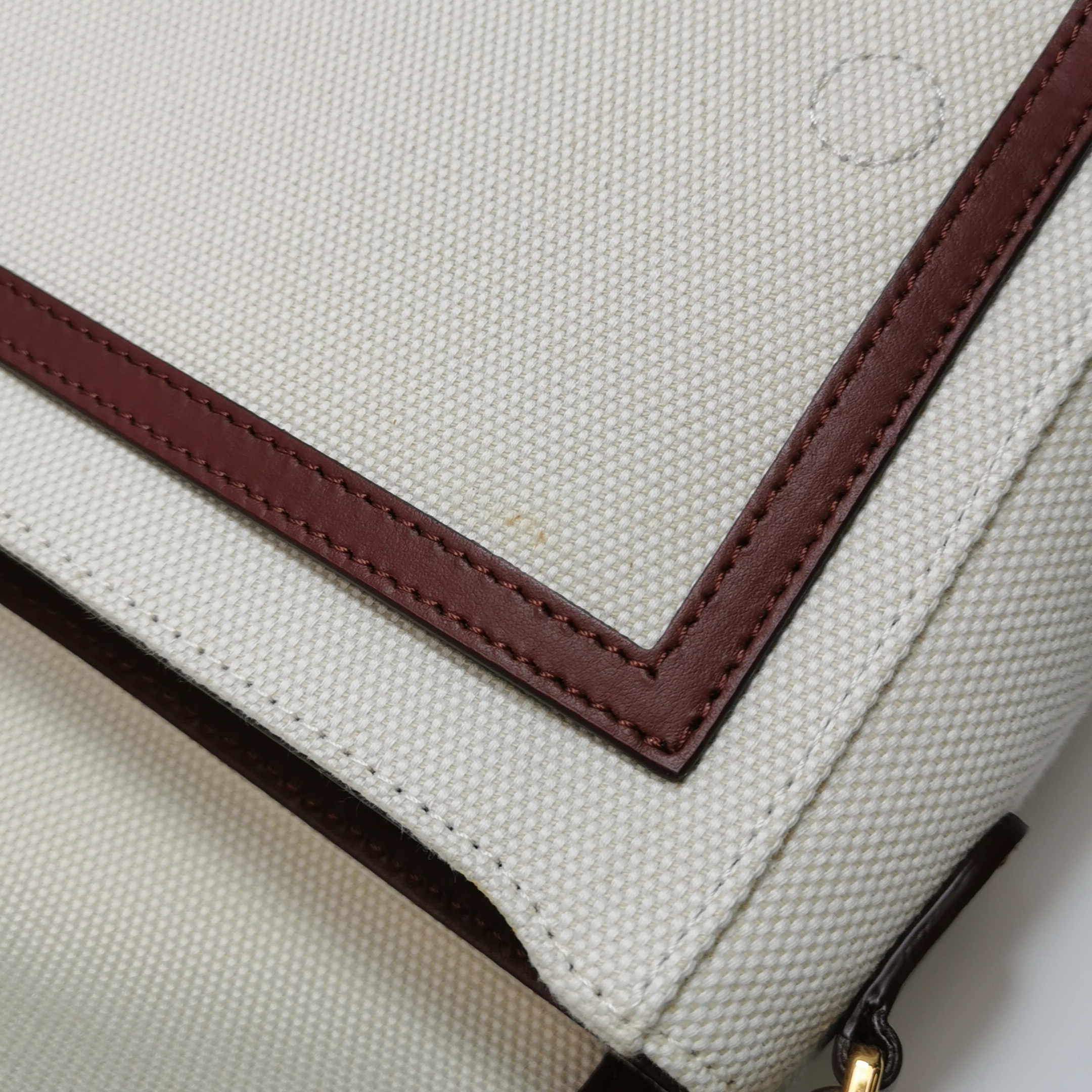 Burberry Note Crossbody Bag Canvas with Leather Medium — photo 20 of 24