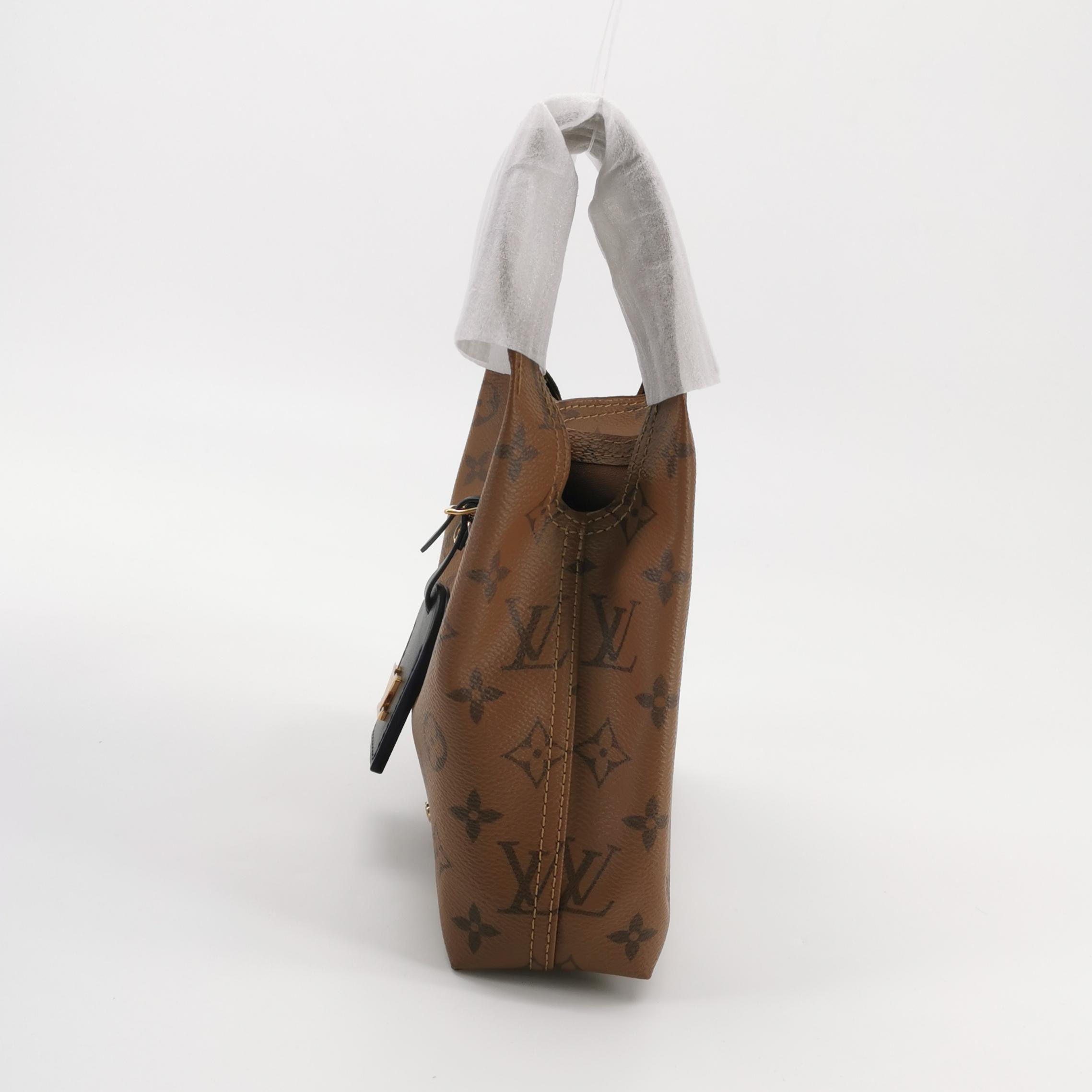 Louis Vuitton(LV) Atlantis Handbag Reverse Monogram Canvas BB — photo 4 of 12