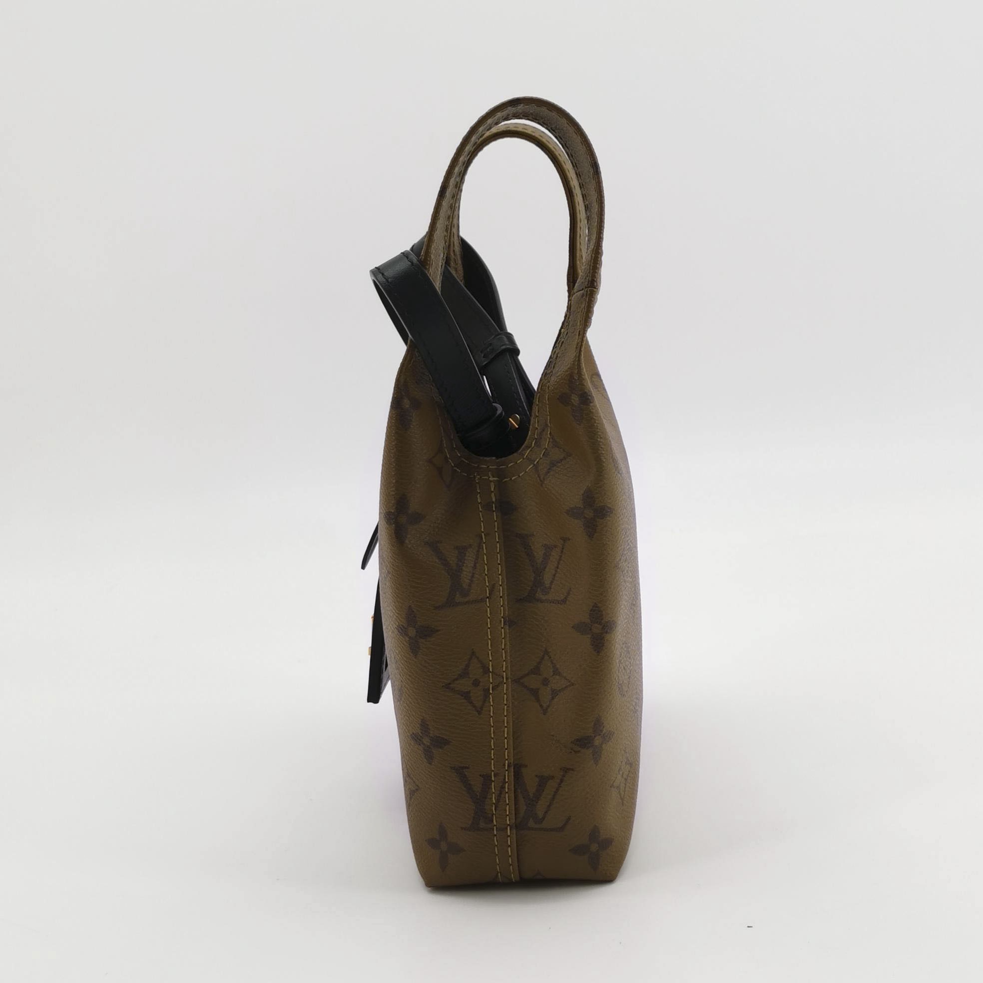 Louis Vuitton(LV) Atlantis Handbag Reverse Monogram Canvas BB — photo 4 of 16