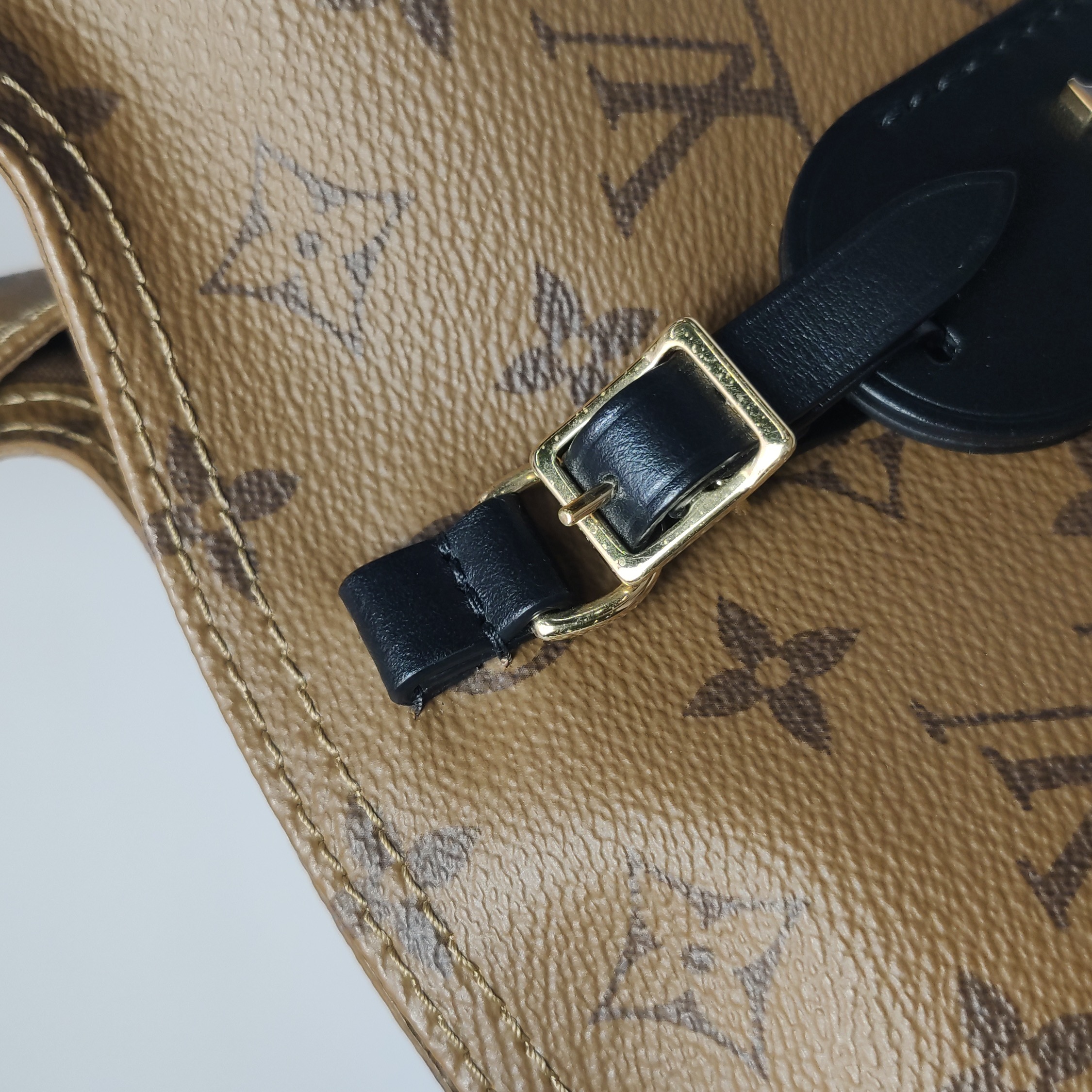 Louis Vuitton(LV) Atlantis Handbag Reverse Monogram Canvas BB — photo 11 of 16