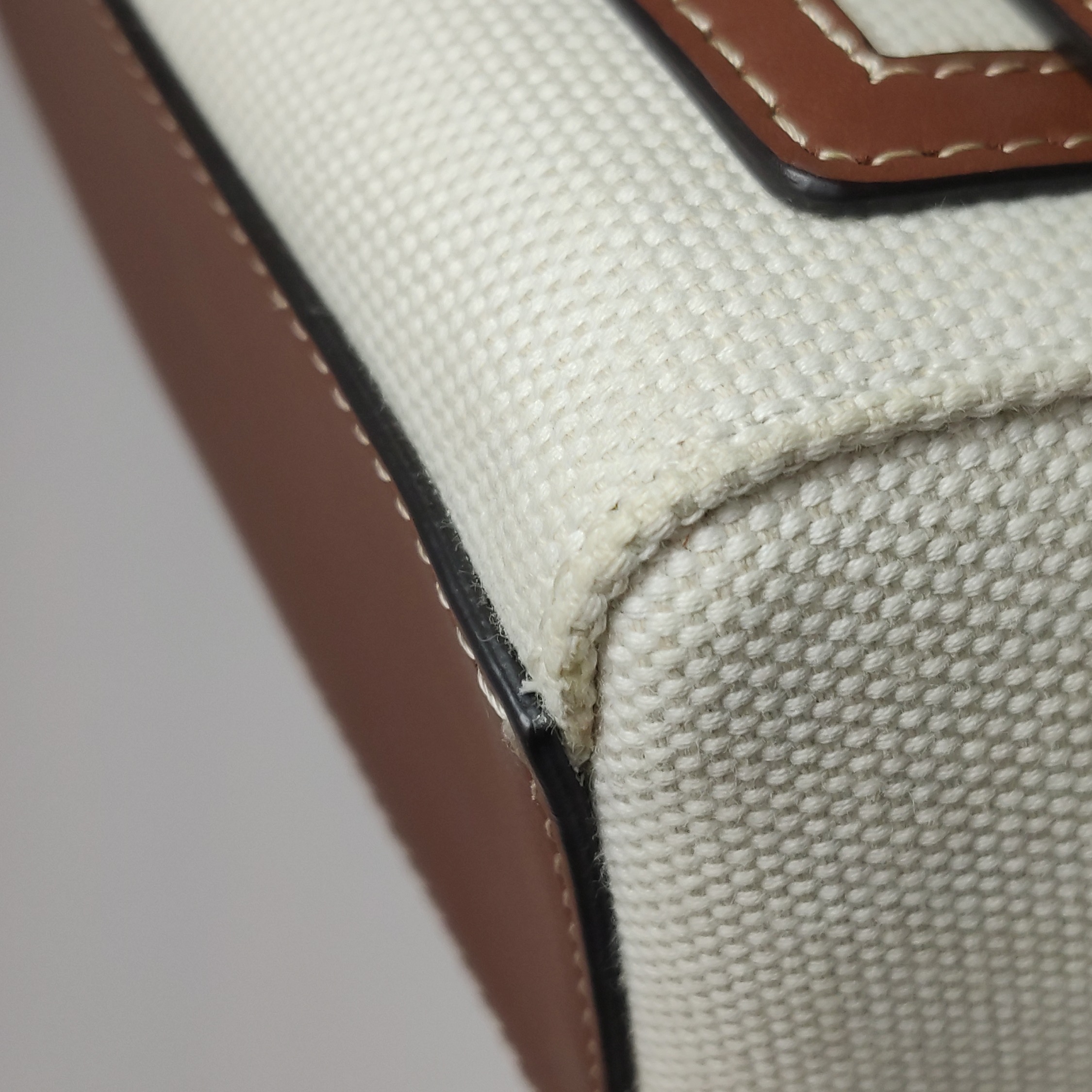 Burberry Note Crossbody Bag Canvas with Leather Medium — photo 11 of 18