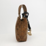 Louis Vuitton(LV) Atlantis Handbag Reverse Monogram Canvas BB — thumbnail 4