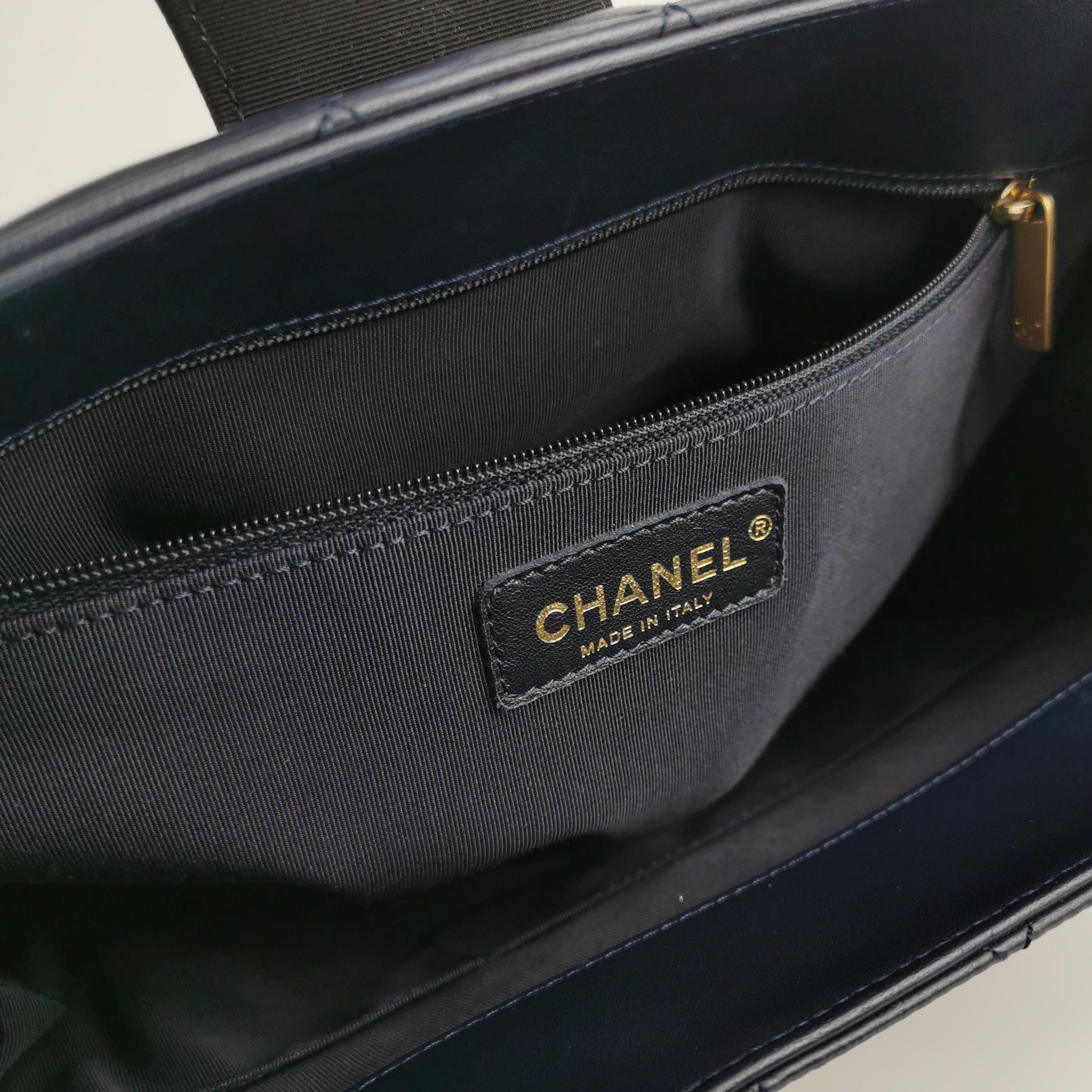 Chanel Grand Shopping Tote Quilted Caviar — photo 8 of 23