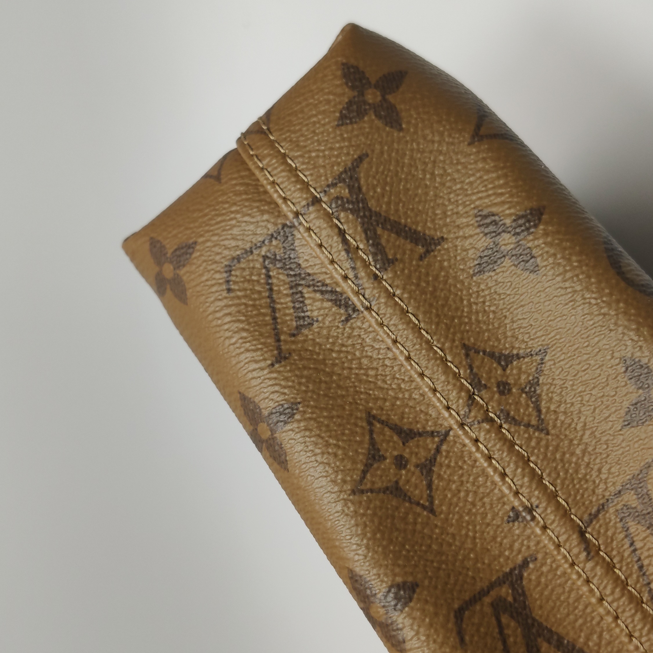 Louis Vuitton(LV) Atlantis Handbag Reverse Monogram Canvas BB — photo 10 of 14