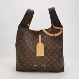 Louis Vuitton(LV) Atlantis Handbag Monogram Canvas GM — thumbnail 6