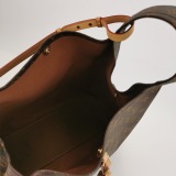 Louis Vuitton(LV) Atlantis Handbag Monogram Canvas GM — thumbnail 8