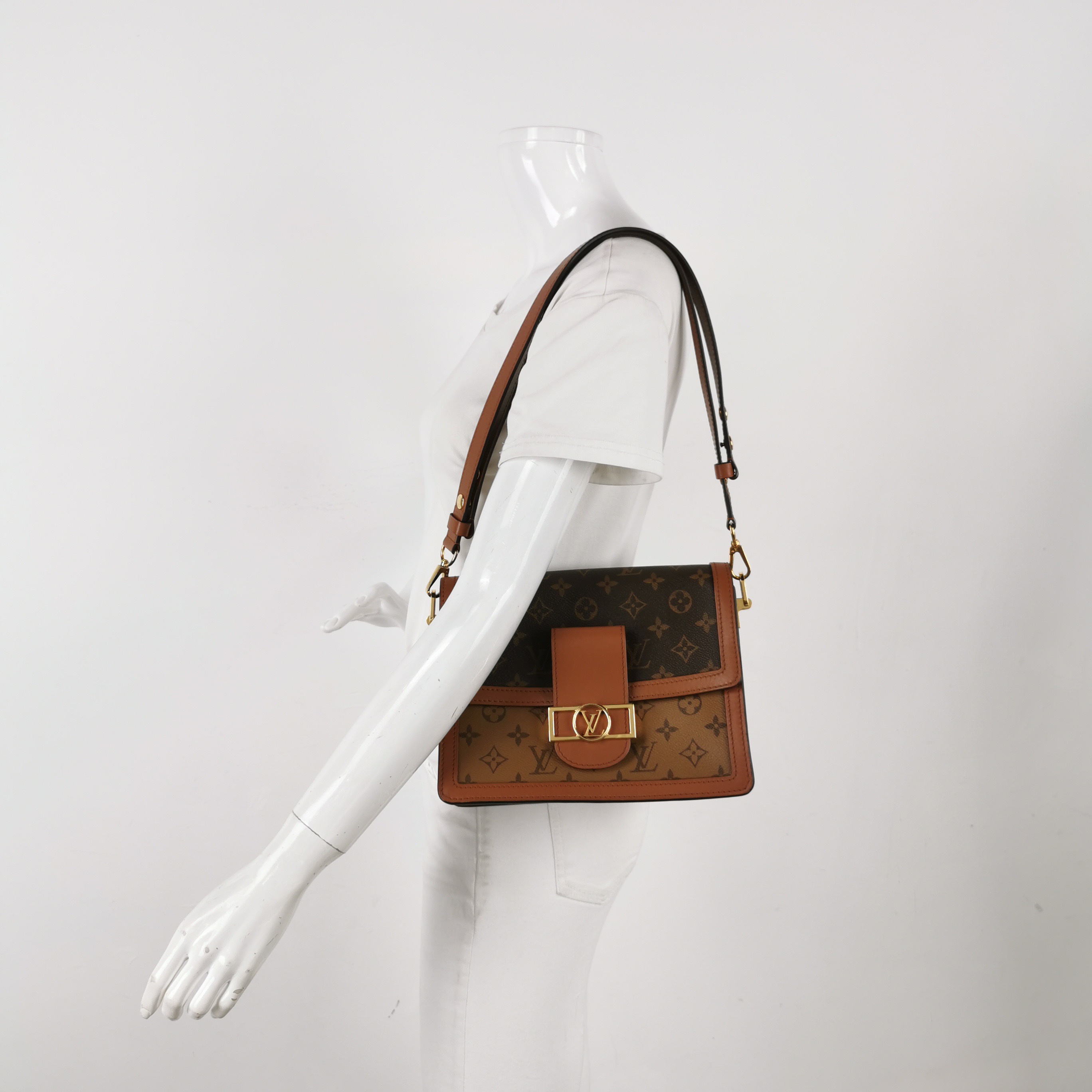 Louis Vuitton(LV) Dauphine Shoulder Bag Reverse Monogram Canvas MM — alternate view