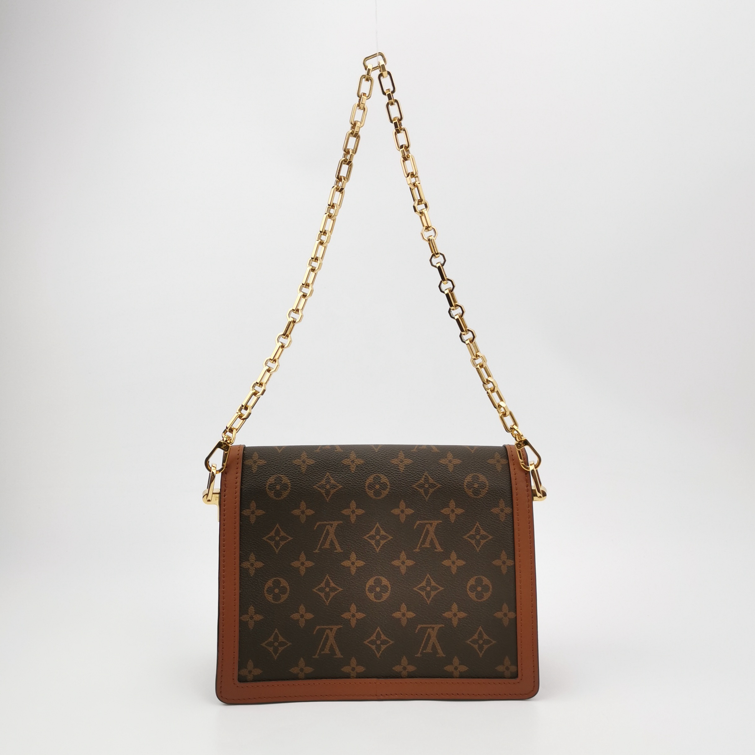 Louis Vuitton(LV) Dauphine Shoulder Bag Reverse Monogram Canvas MM — photo 5 of 23