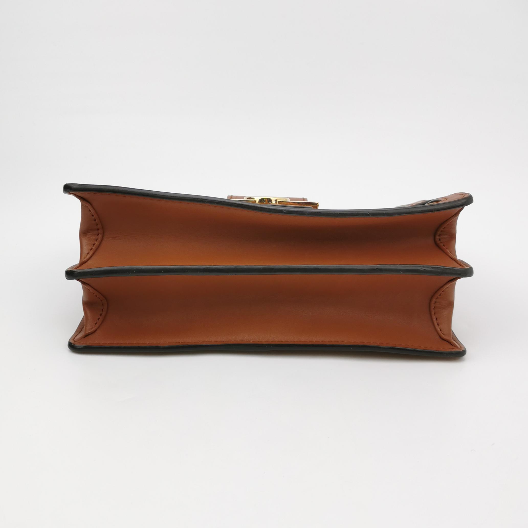 Louis Vuitton(LV) Dauphine Shoulder Bag Reverse Monogram Canvas MM — photo 6 of 23