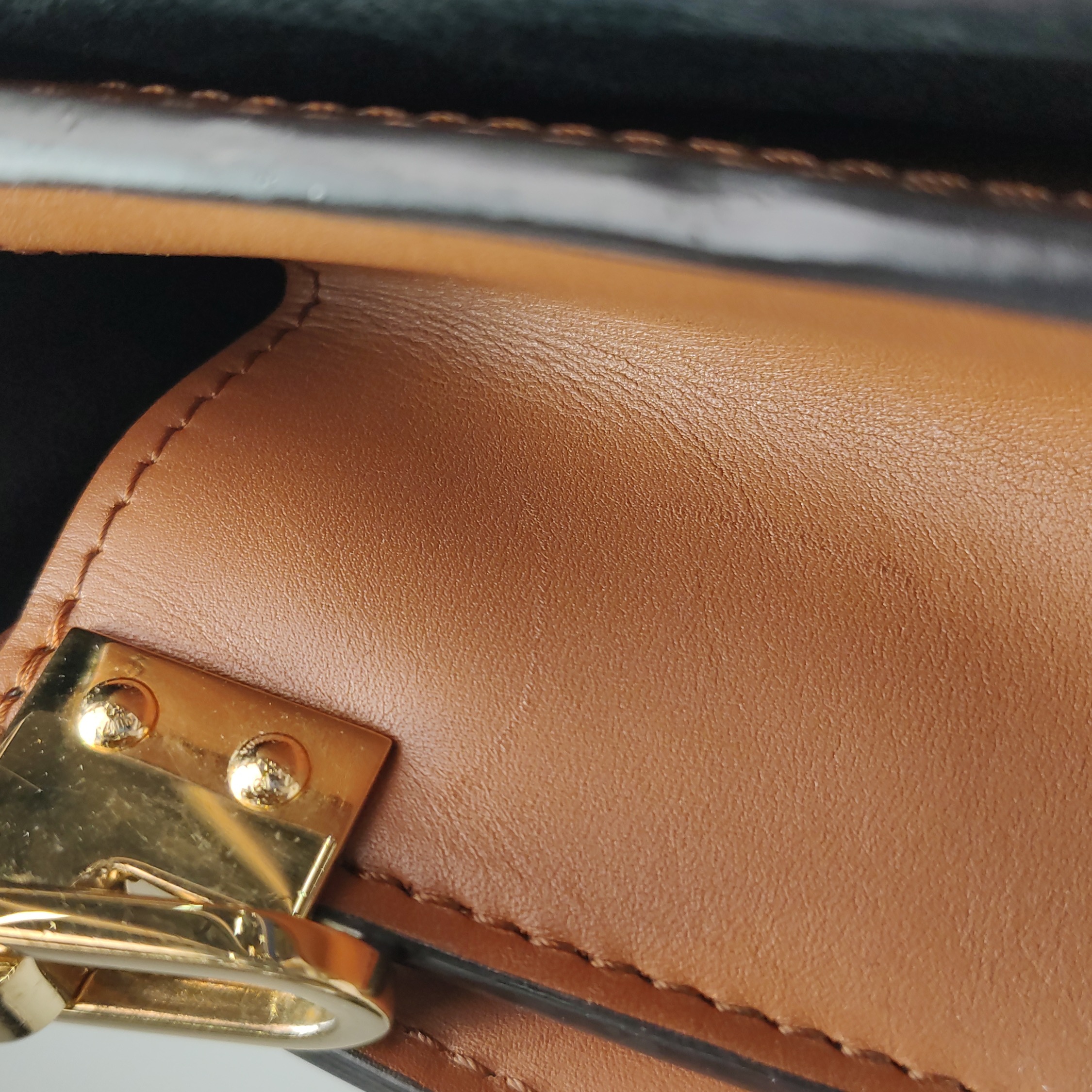 Louis Vuitton(LV) Dauphine Shoulder Bag Reverse Monogram Canvas MM — photo 18 of 23