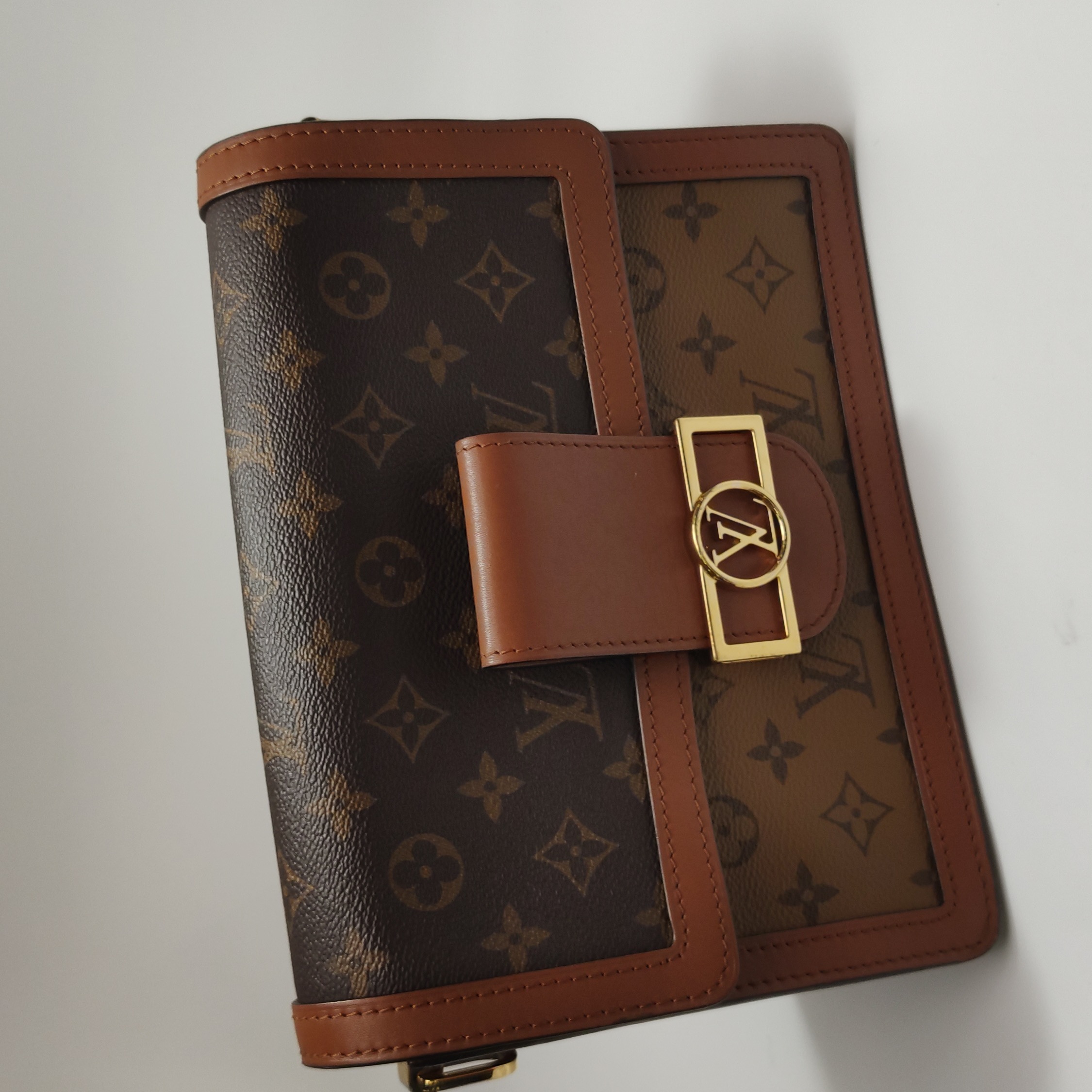 Louis Vuitton(LV) Dauphine Shoulder Bag Reverse Monogram Canvas MM — photo 23 of 23