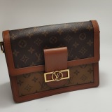 Louis Vuitton(LV) Dauphine Shoulder Bag Reverse Monogram Canvas MM — thumbnail 23
